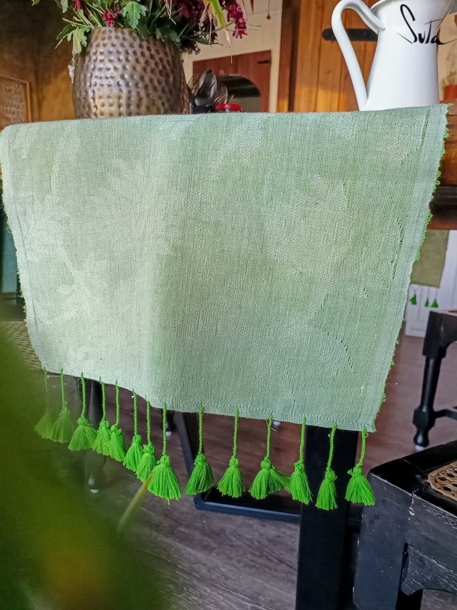 Mint Lemongrass Granita (Table Runner) - suta