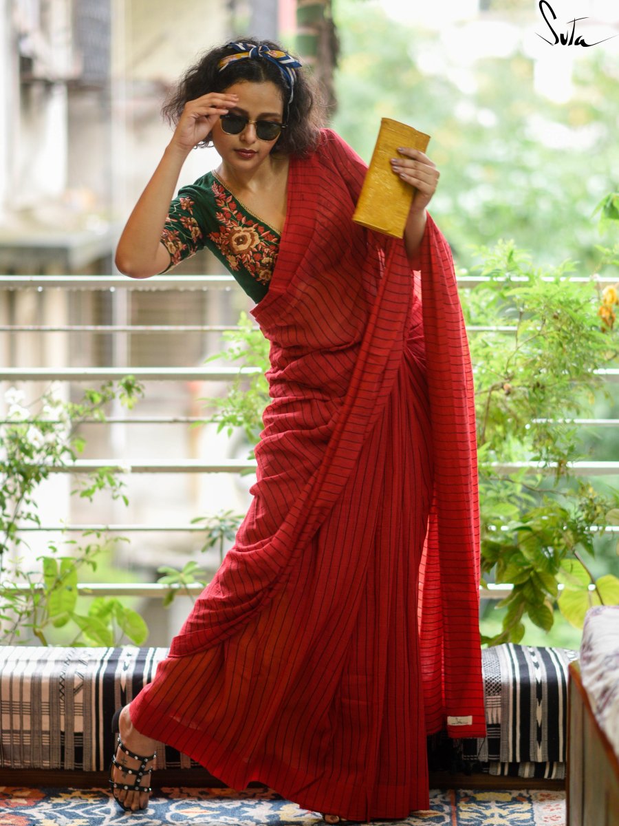 My Photo In A Red Saree - suta.in