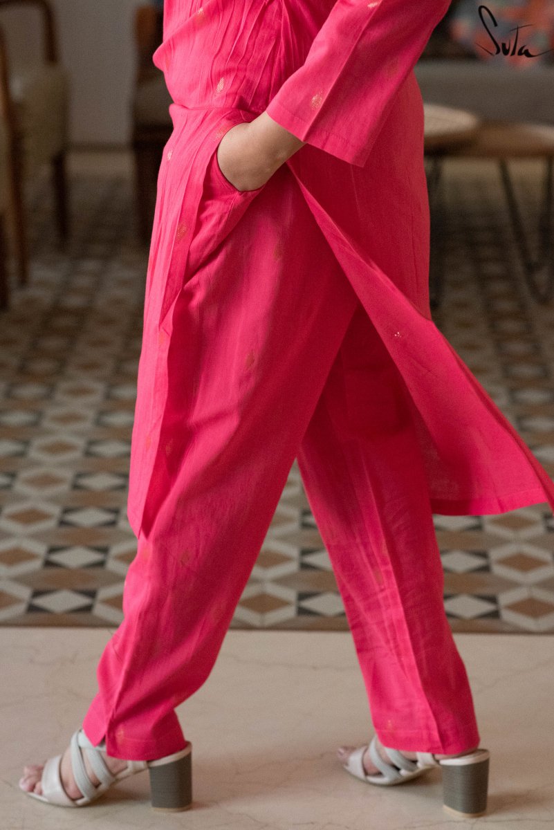 Nisha Nirali - suta