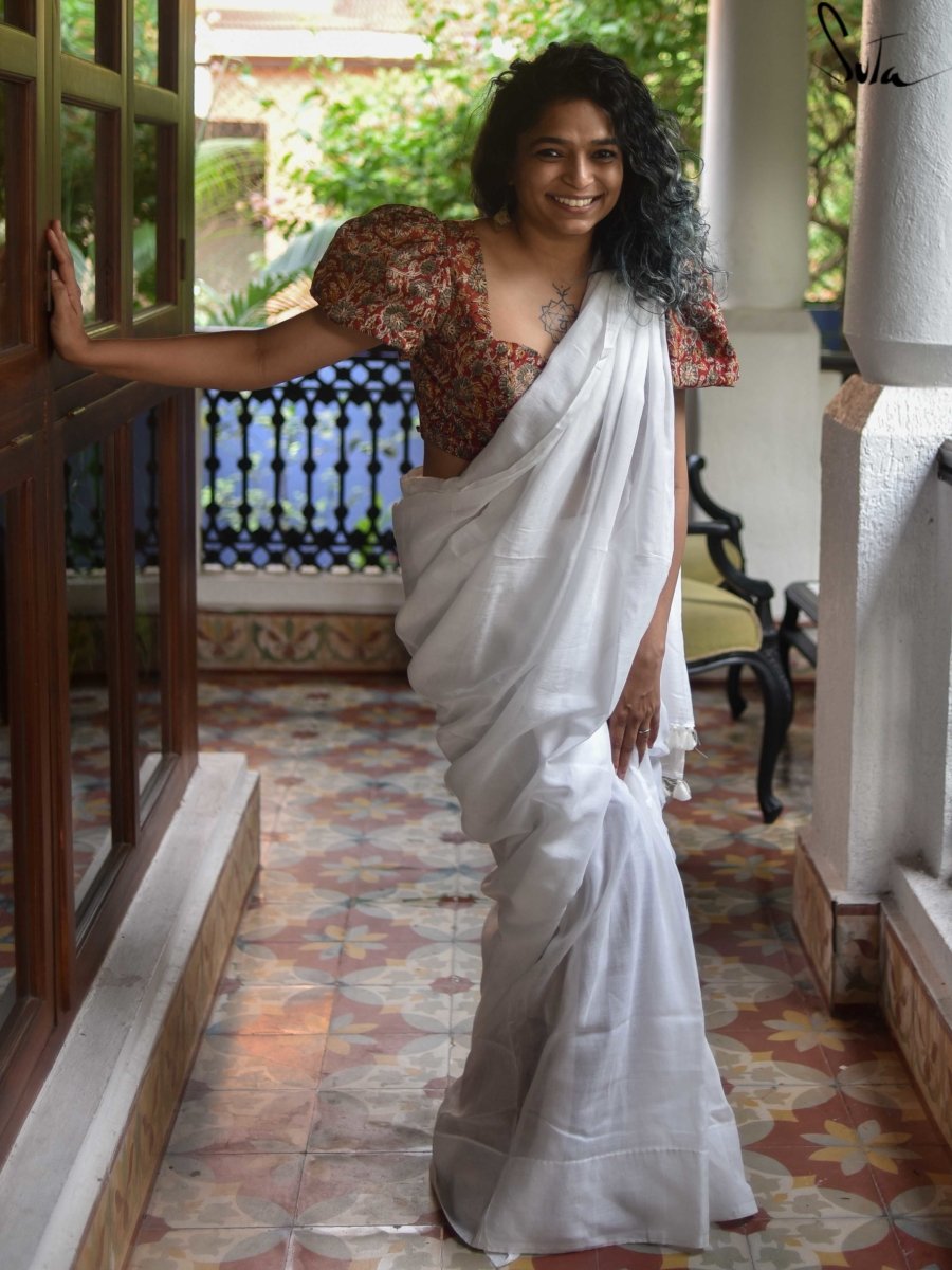 Off white Mul Saree - suta