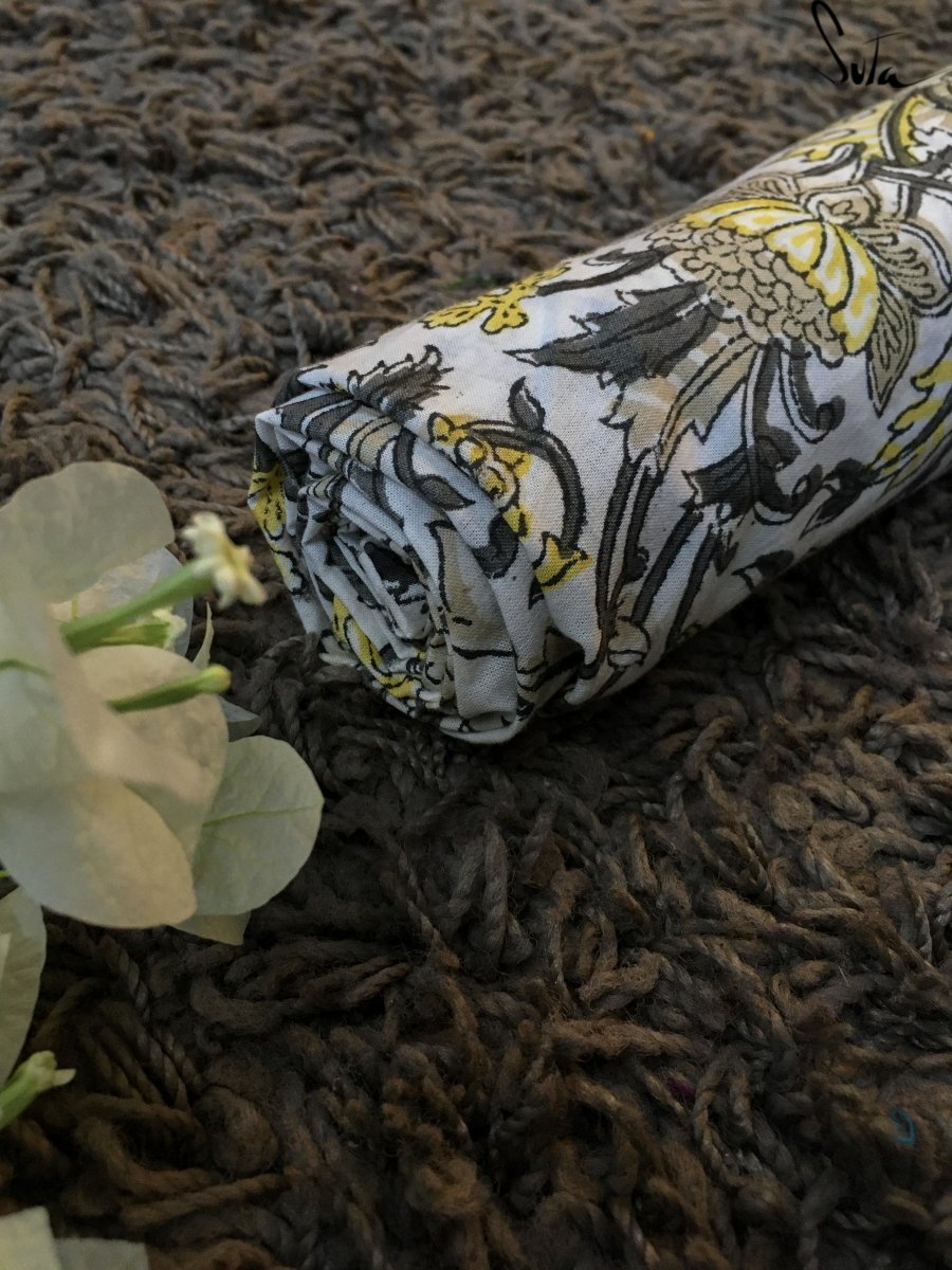 Rafflesia (fabric) - suta