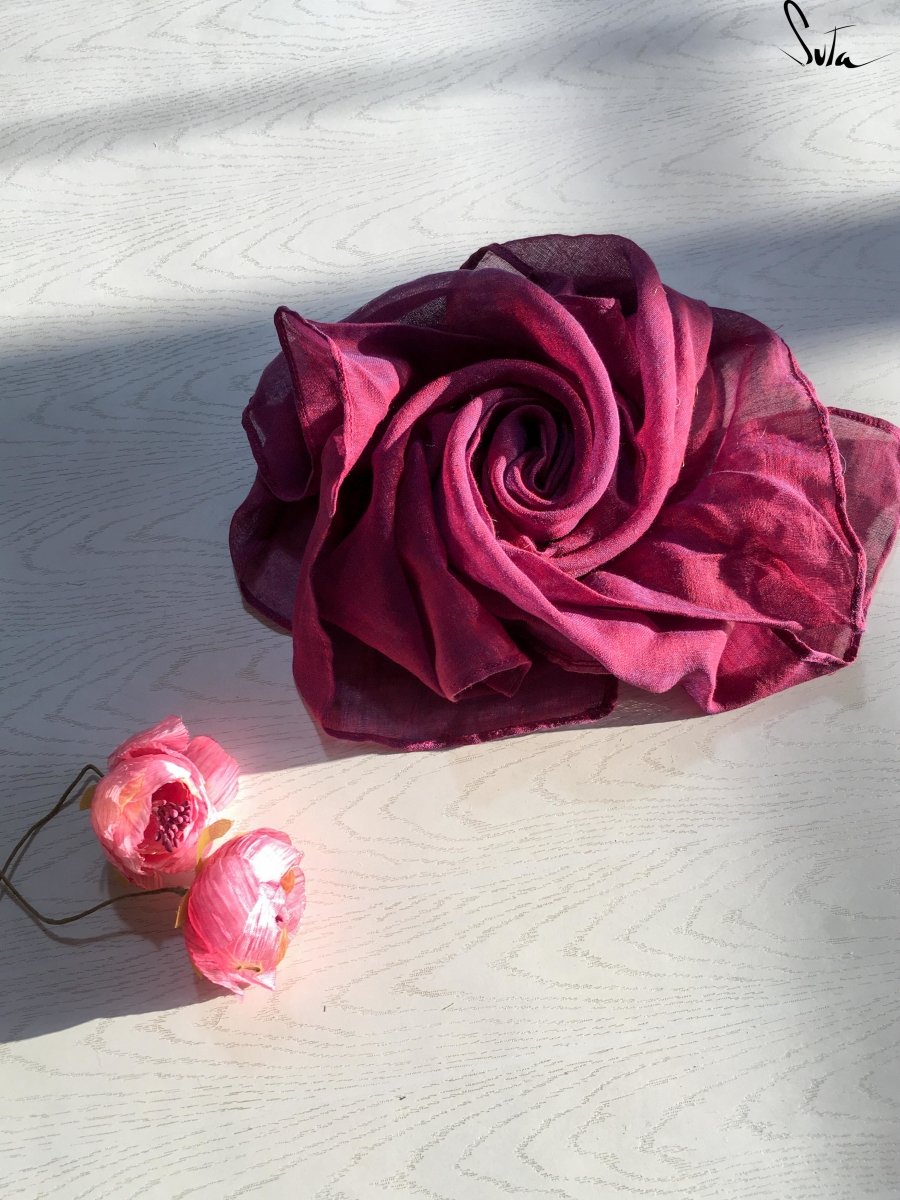 Rose in my pocket (handkerchief) - suta.in