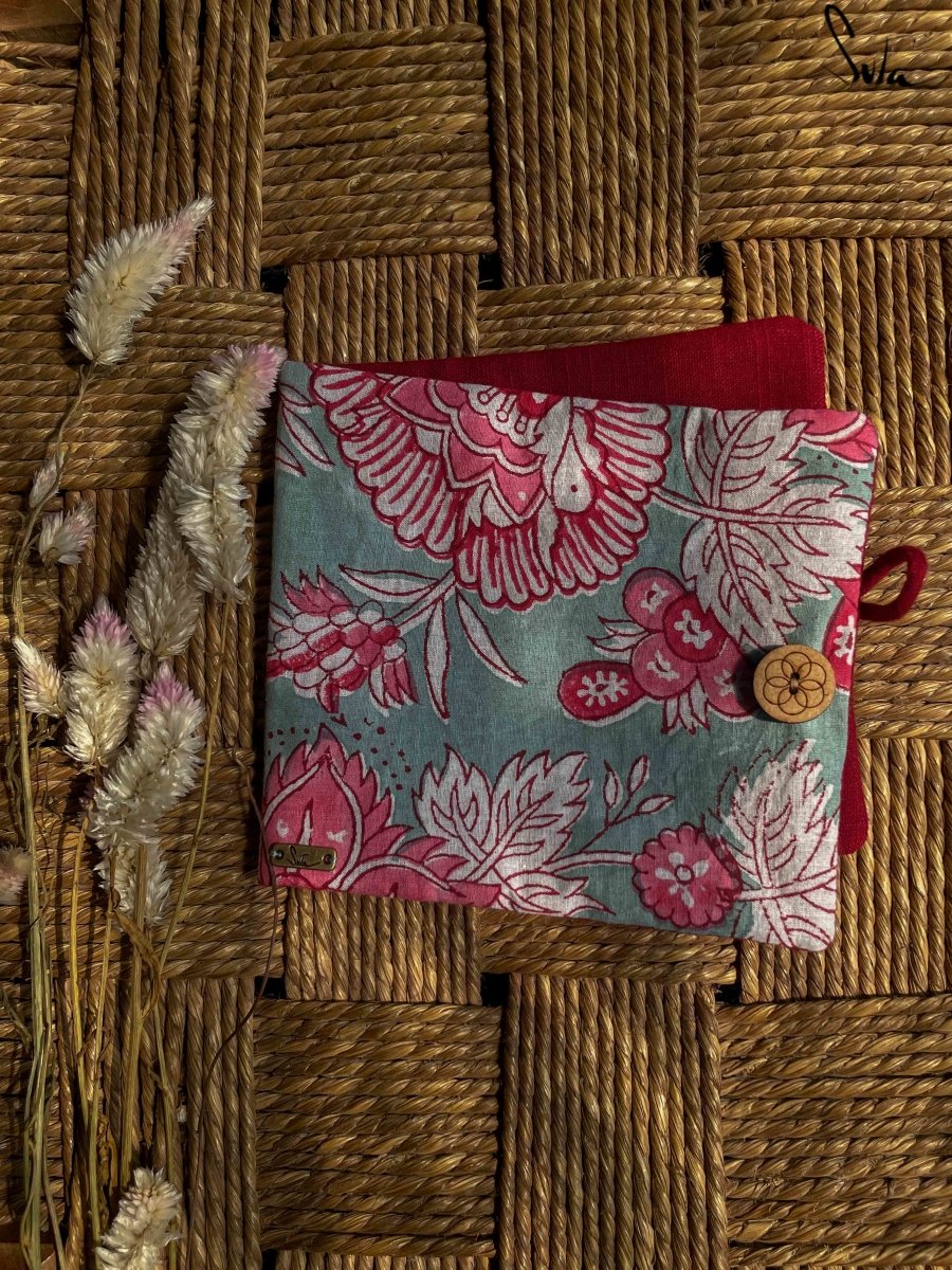 Sky is Pink (Sanitary Napkin Pouch) - suta.in