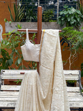 Safed Saaz