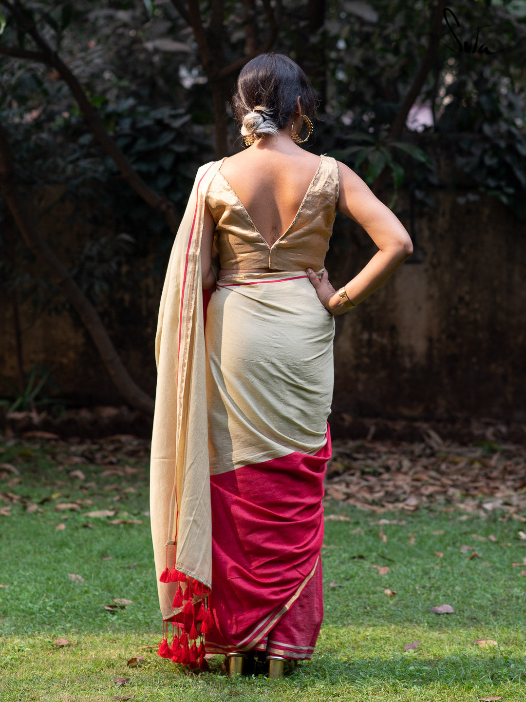 Viscose Off White Red Saree|Double Trouble Off White Red|Suta