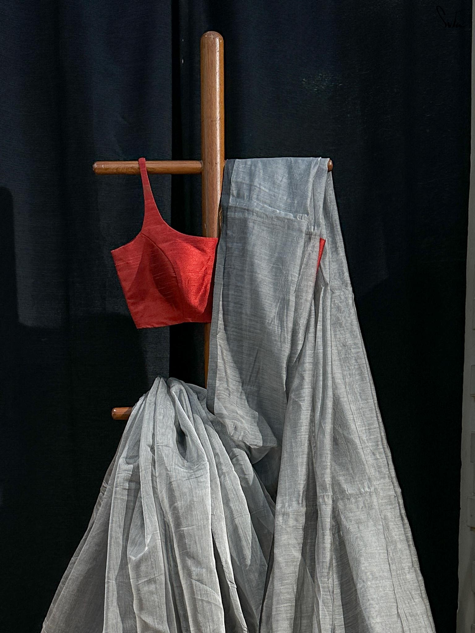 Laal Dor