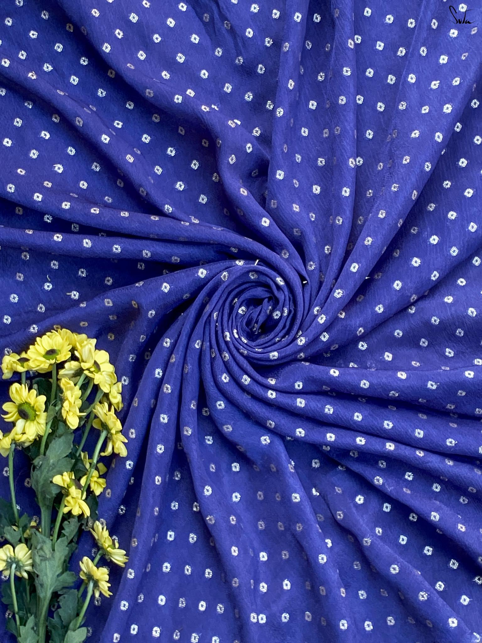 Frosted dots