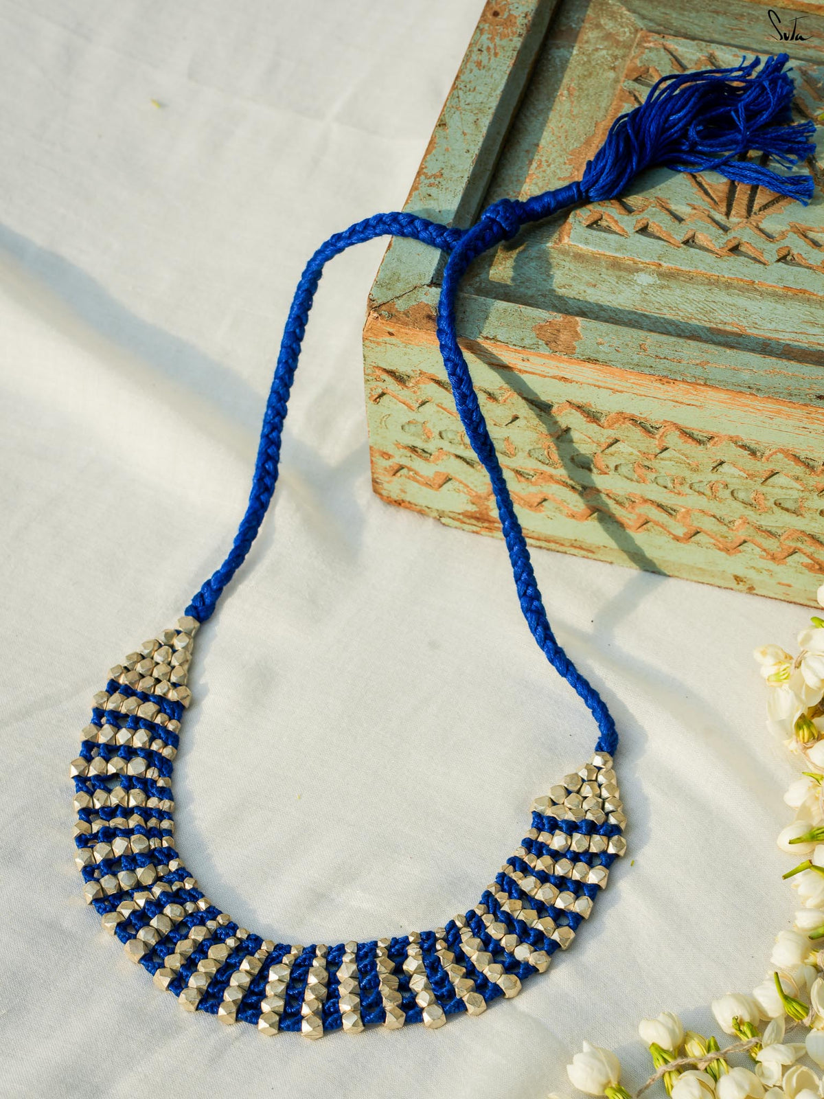 Akshaya (Handcrafted Dhokra Brass Neckpiece)