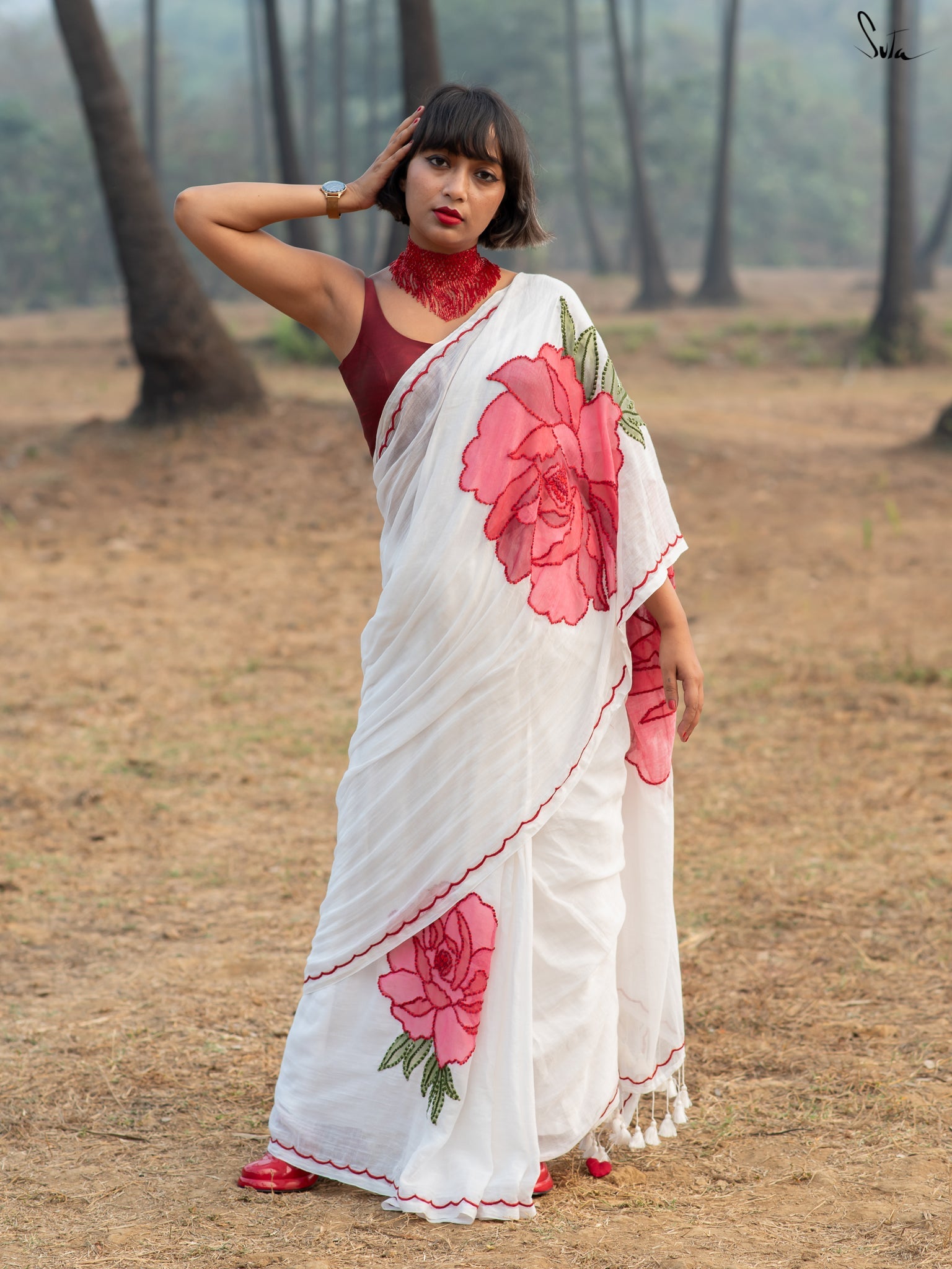 Kriti Sanon In A Red And White Raw Mango Saree Is The Only Festive Fashion  Inspiration We Need