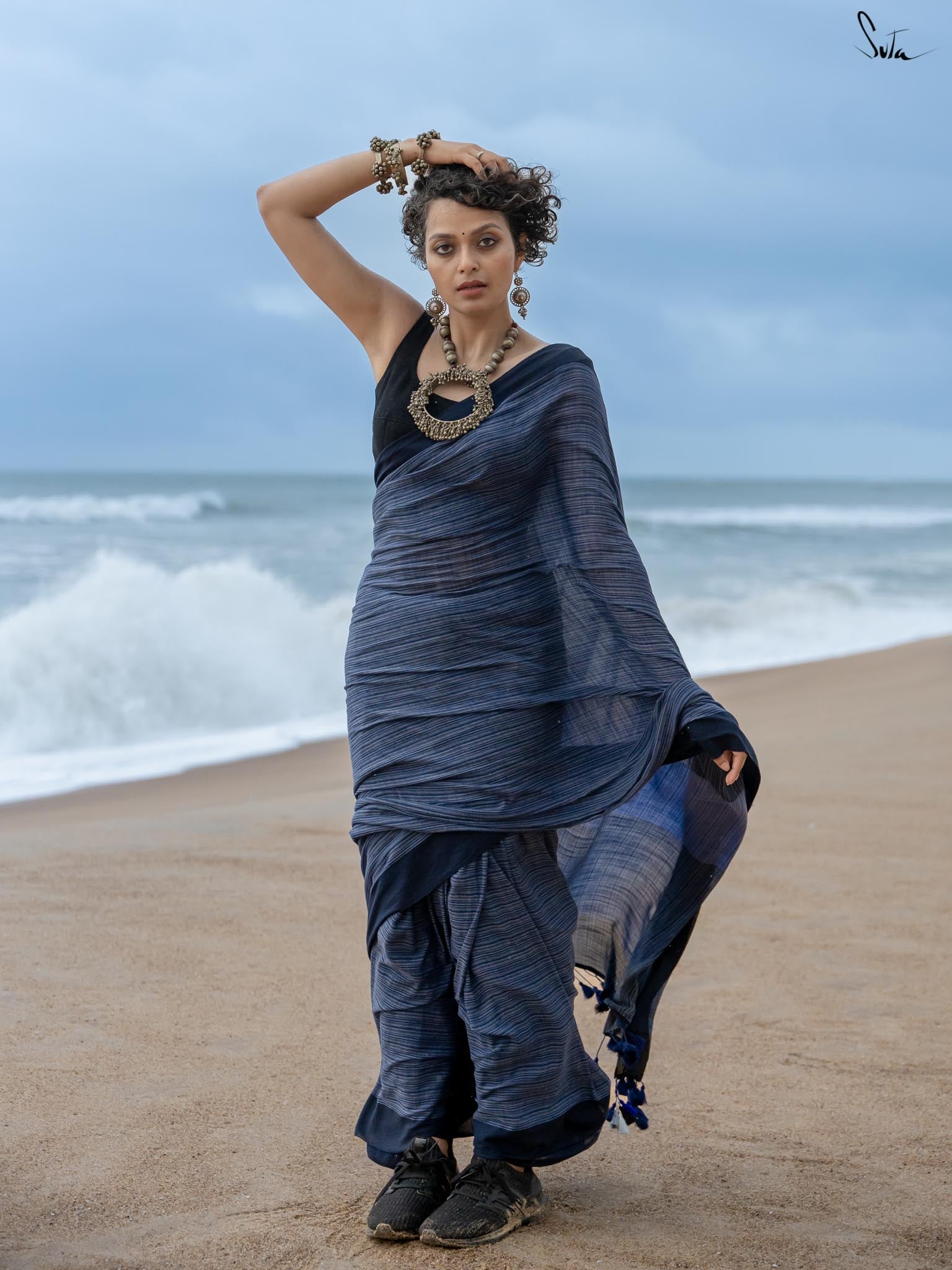 Indigo Wave