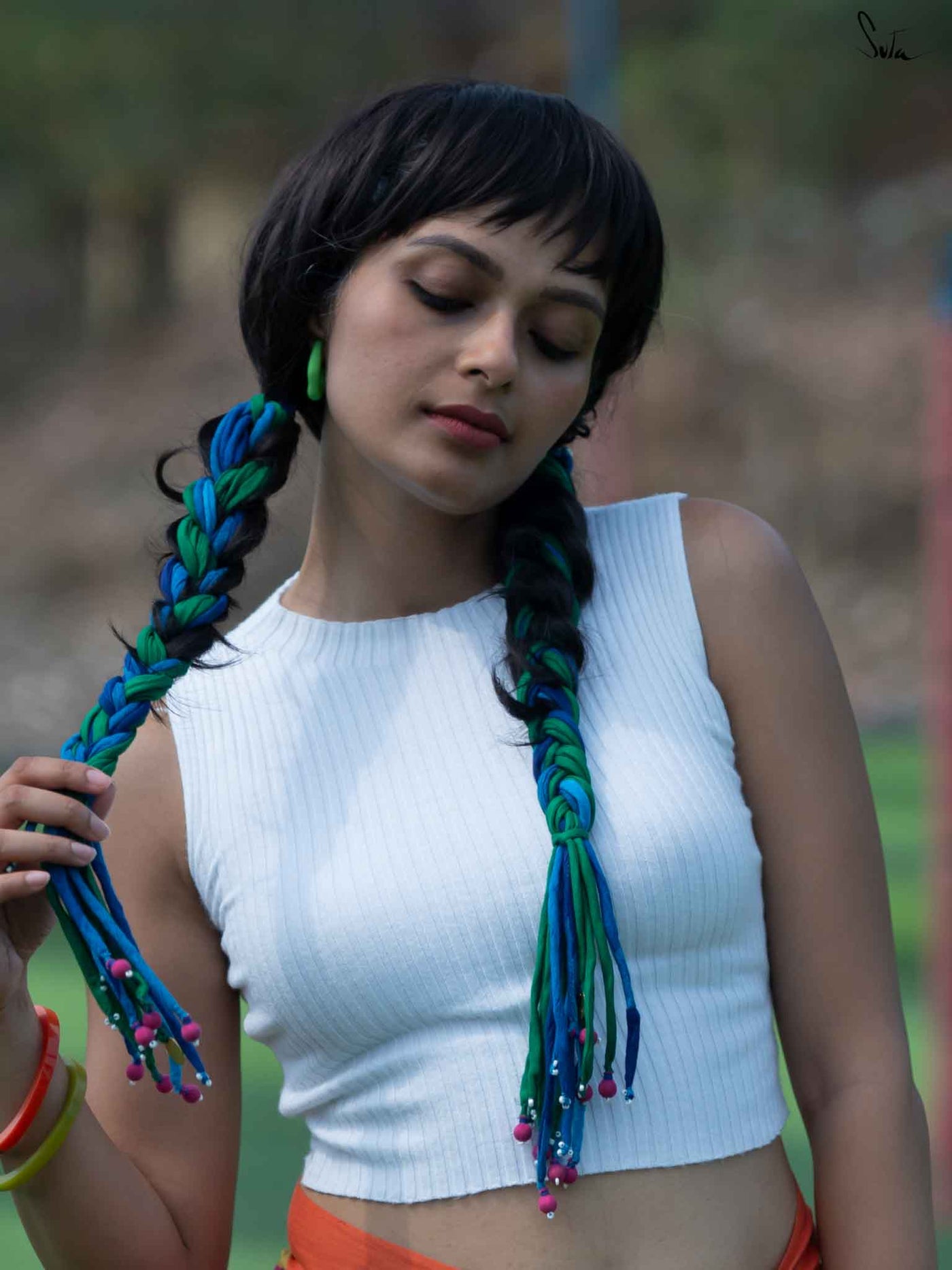 Sleeveless Knitted White Crop Top Blouse