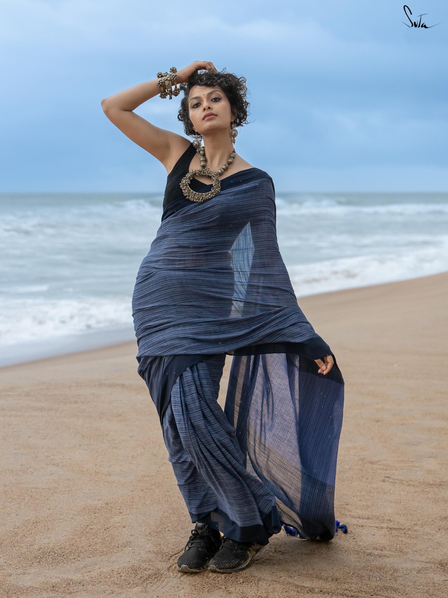 Indigo Wave