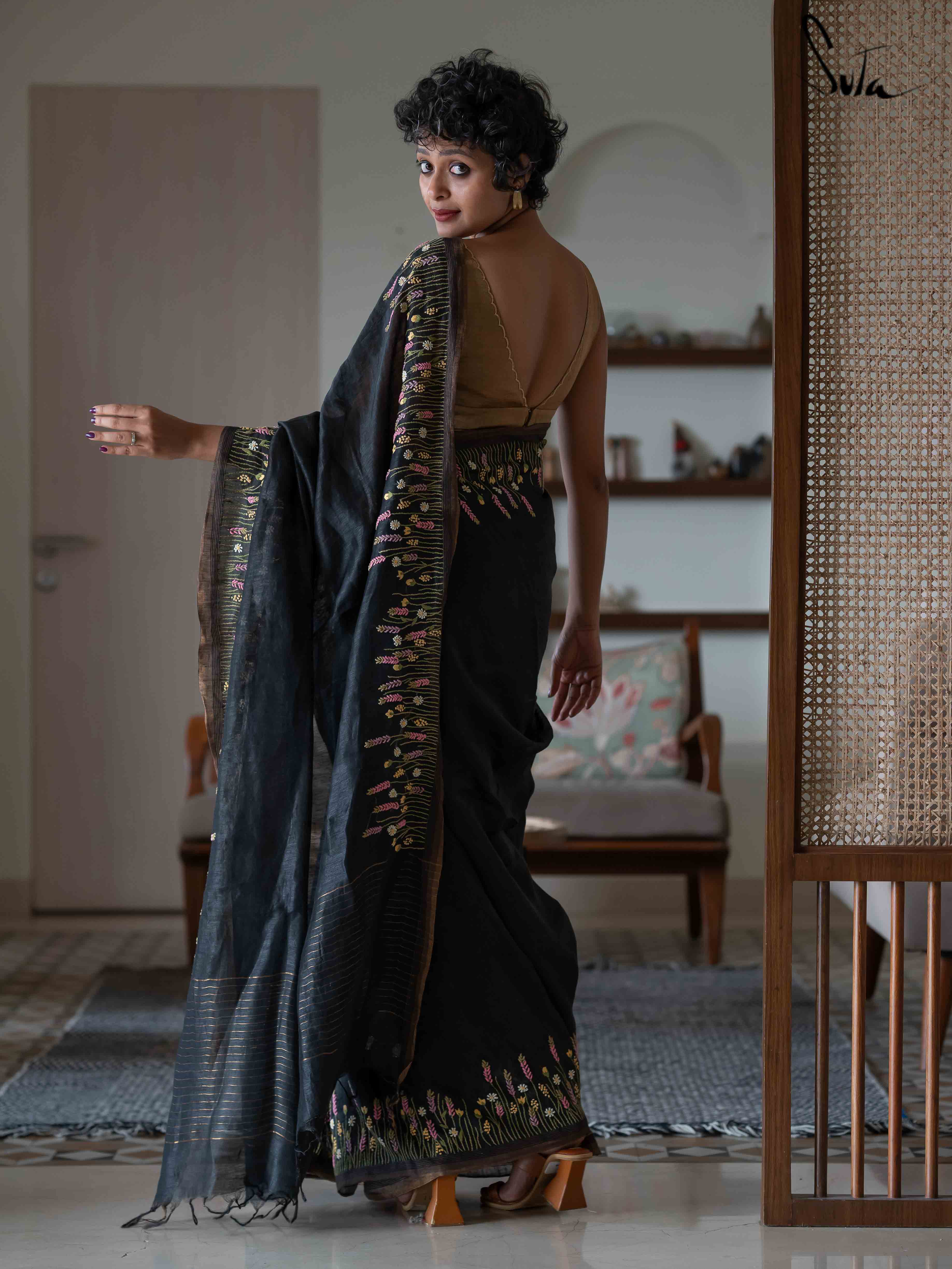 Buying | Black Saree Look For Farewell - Designerkloth