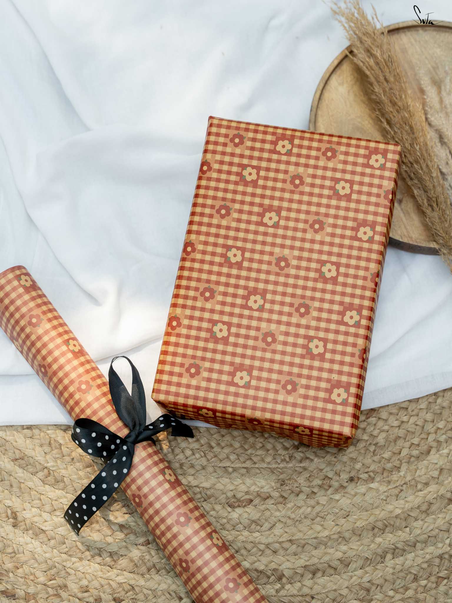 Bloom Gift Wrap