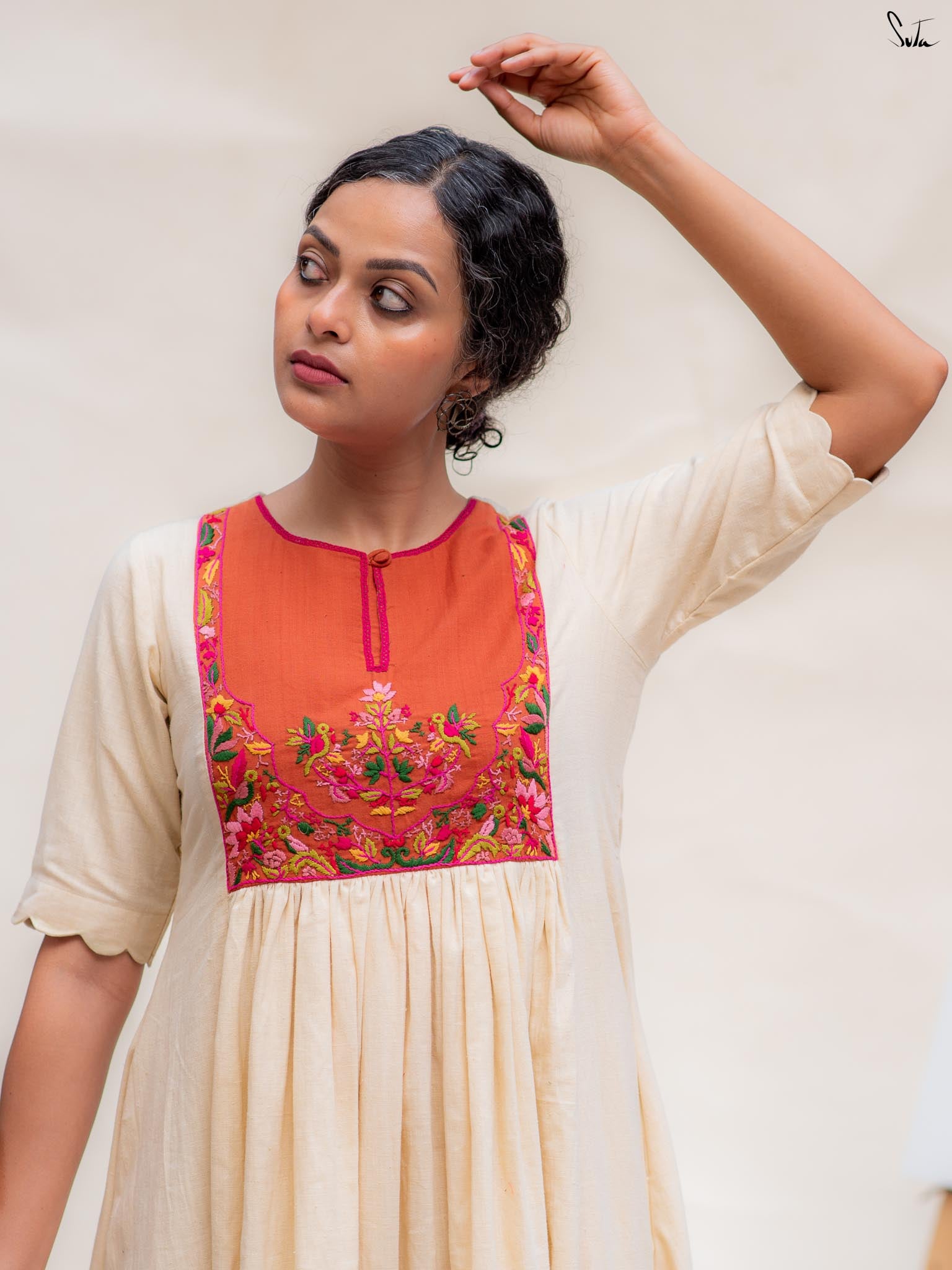 Sutokotha (Dress)