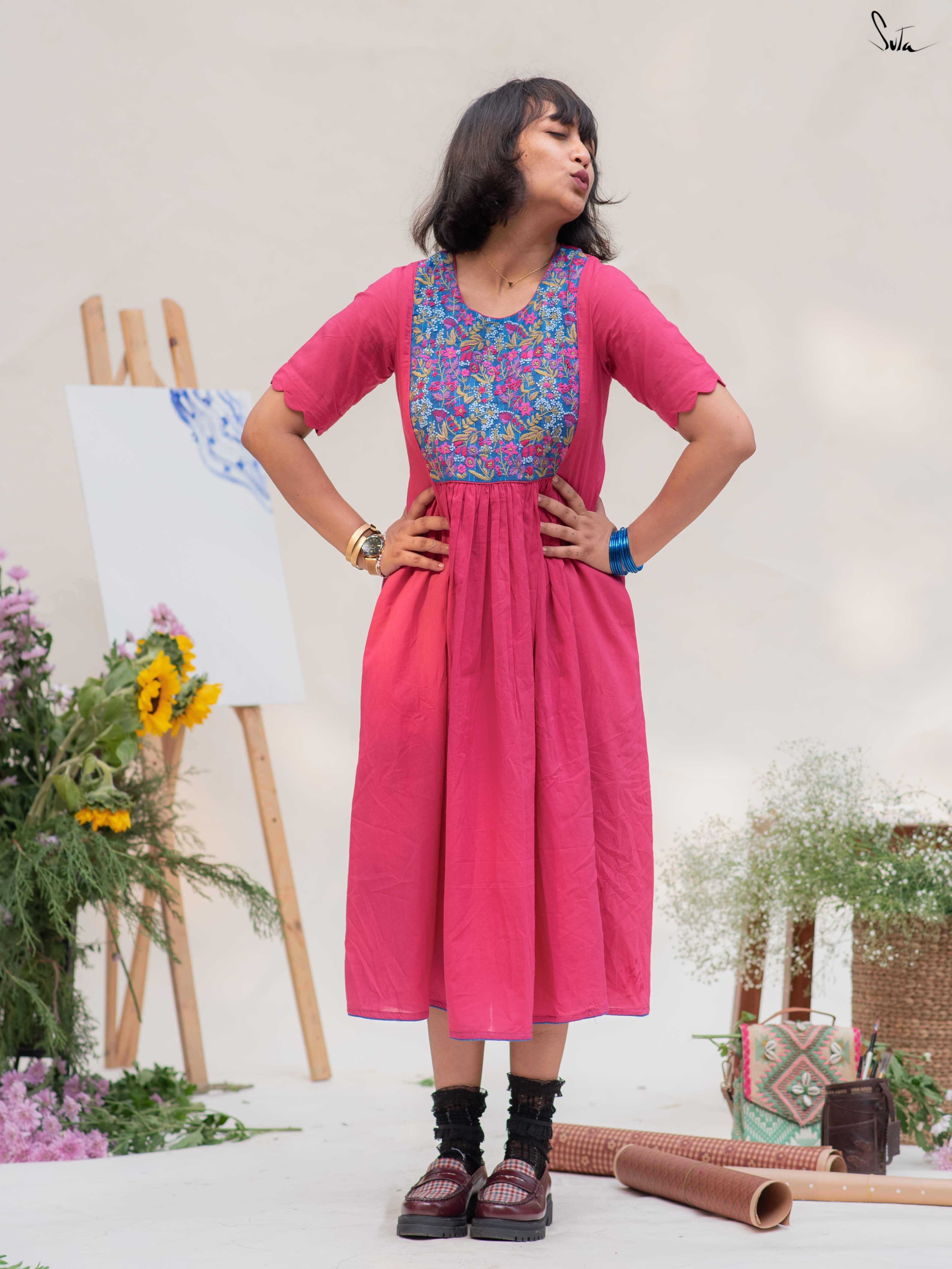 Neer Nodi (Dress)