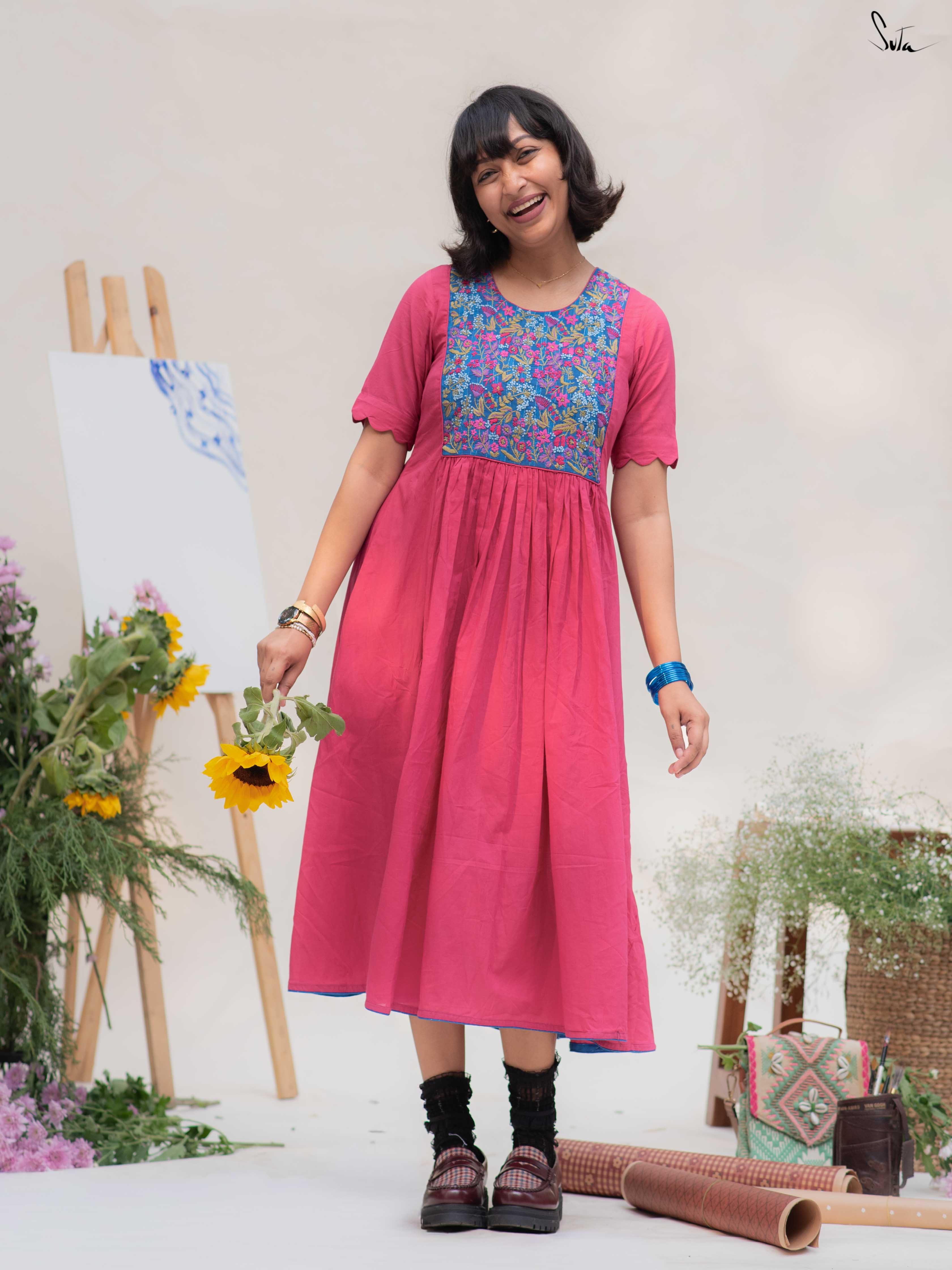 Neer Nodi (Dress)