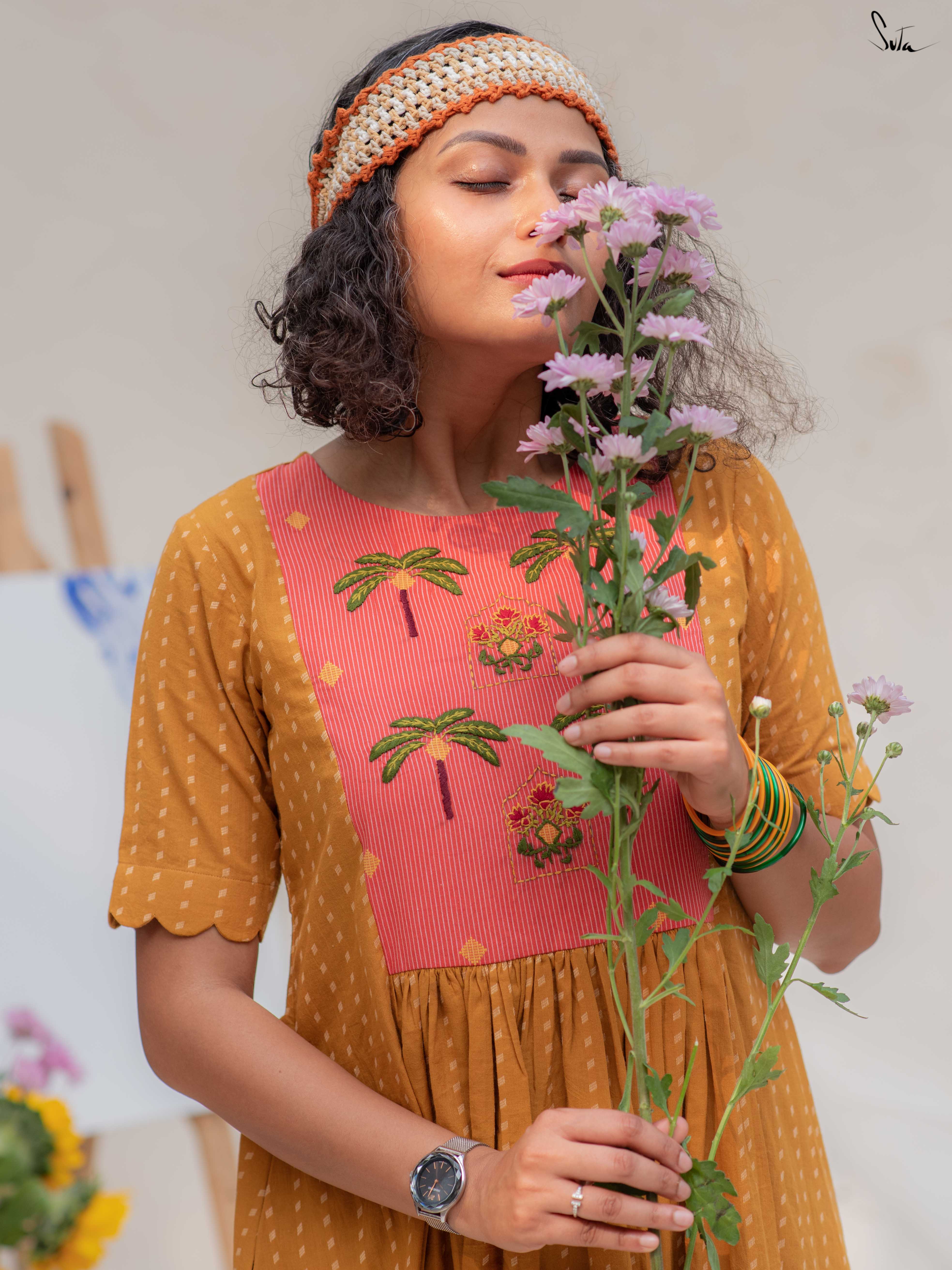 Ushno Pata (Dress)