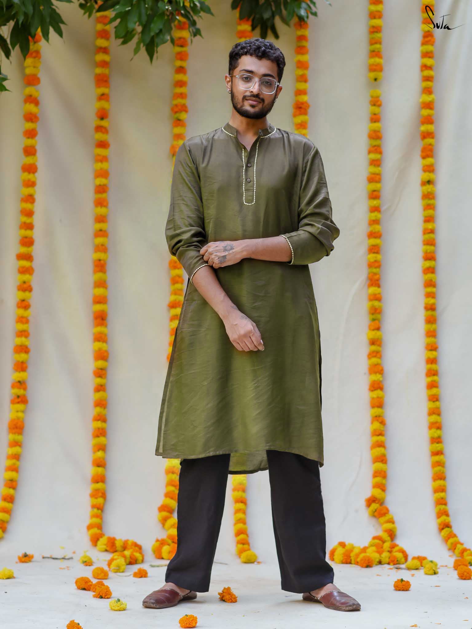 Henna Sa Gehra (Kurta)