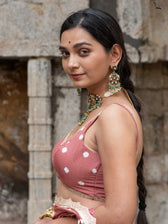 Gulabi Noor