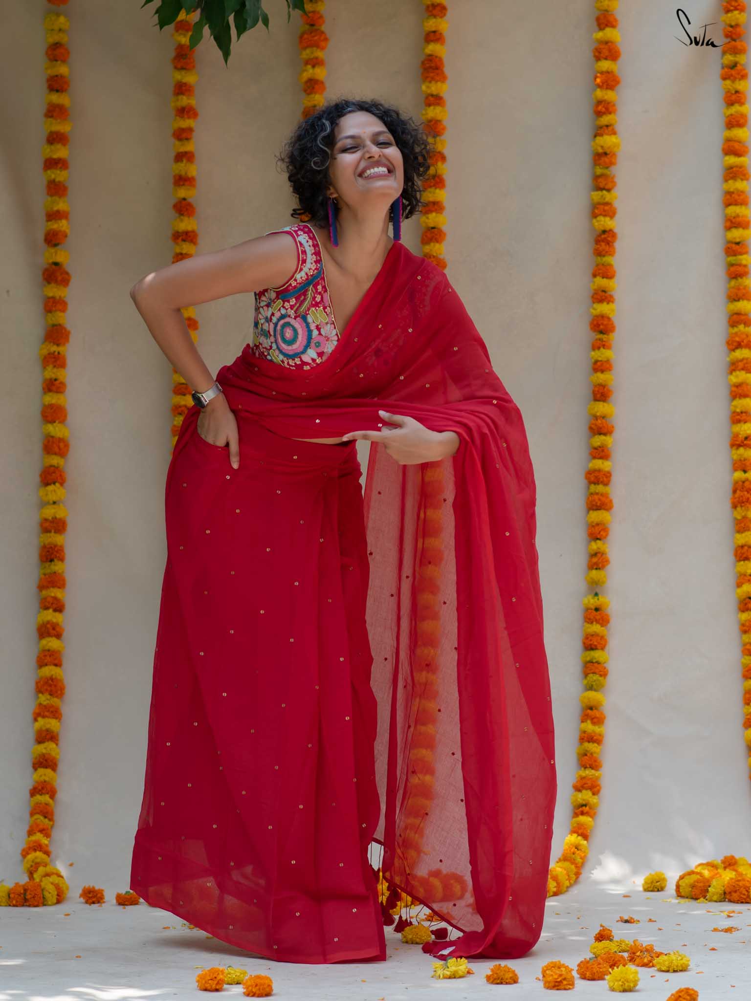 Laal Chumki Rtw