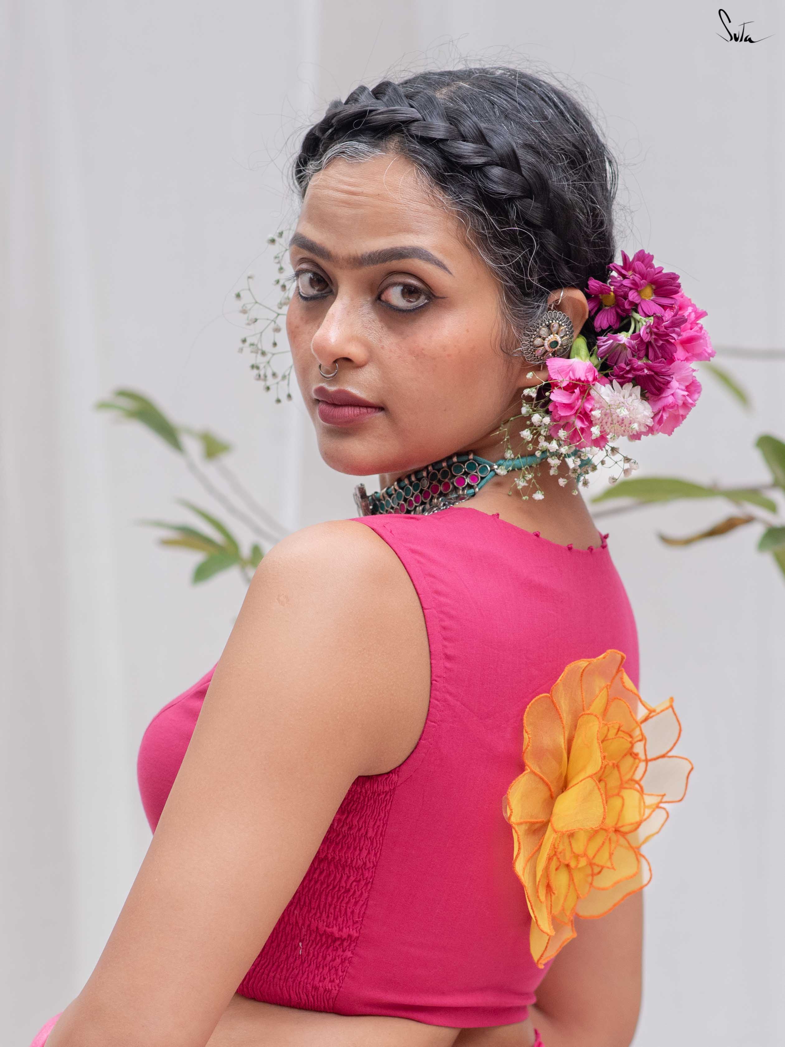 Gulabi Sa Basant