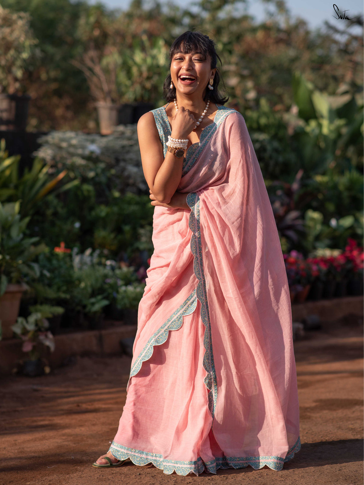 Raja Ke Roop Raj Roopa