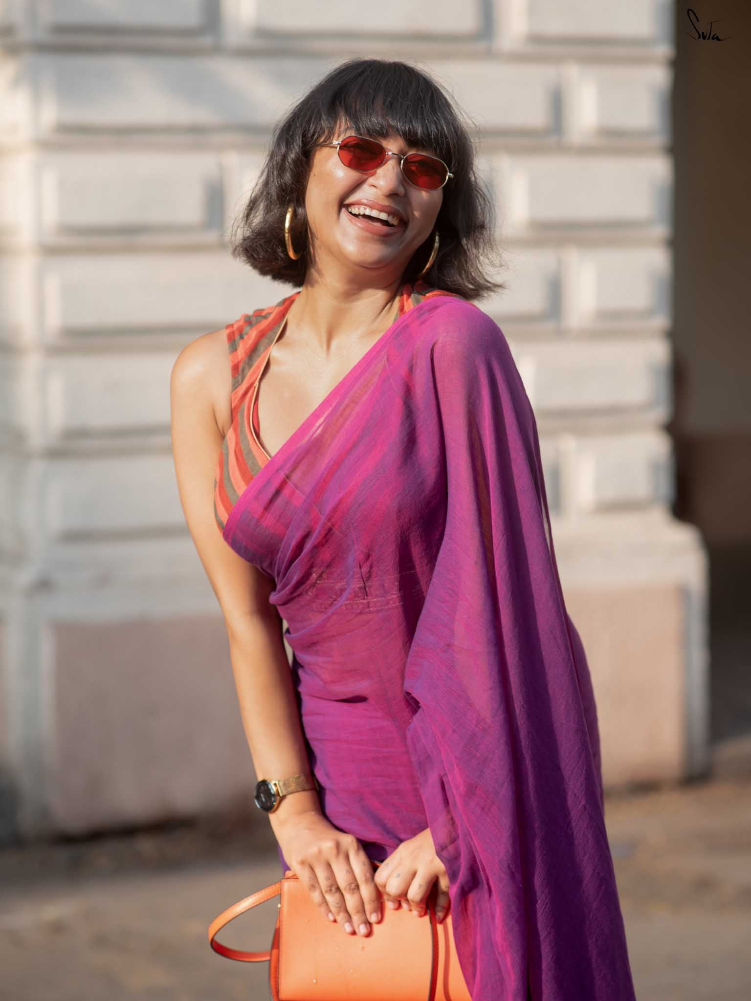 Dancing Dhoop