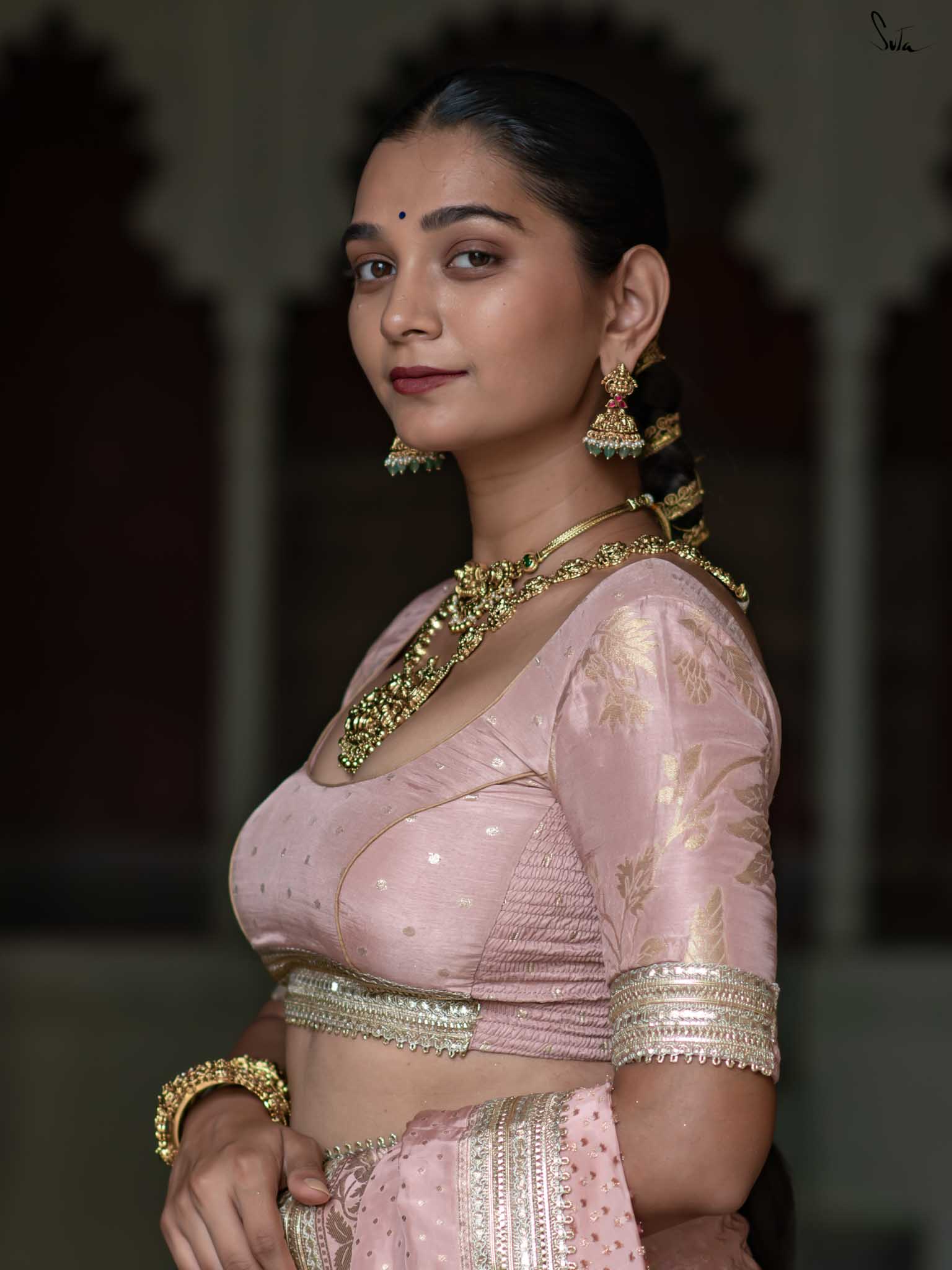 Ghewar Hai