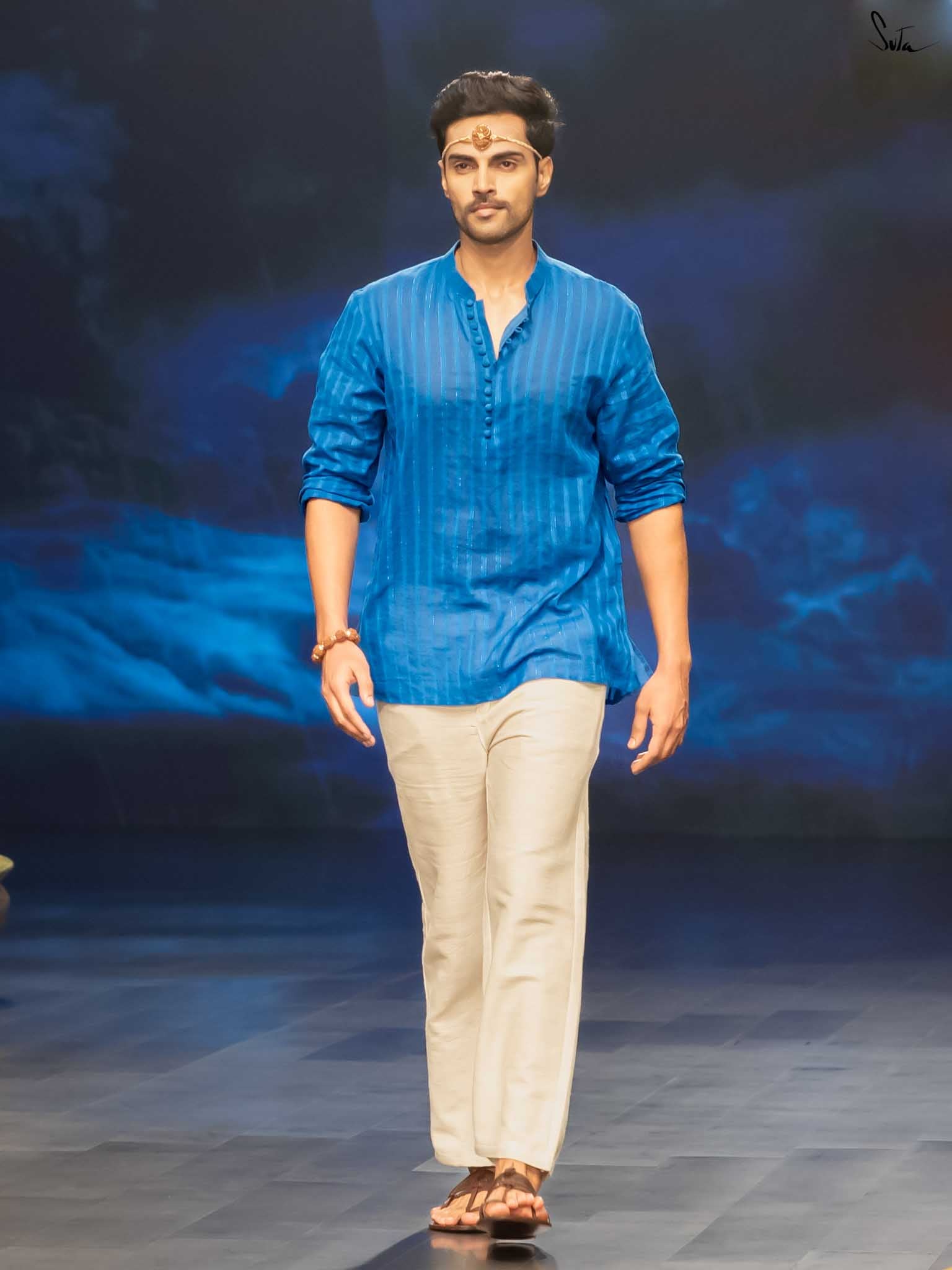 Kyun Itna Blue (Short Kurta)