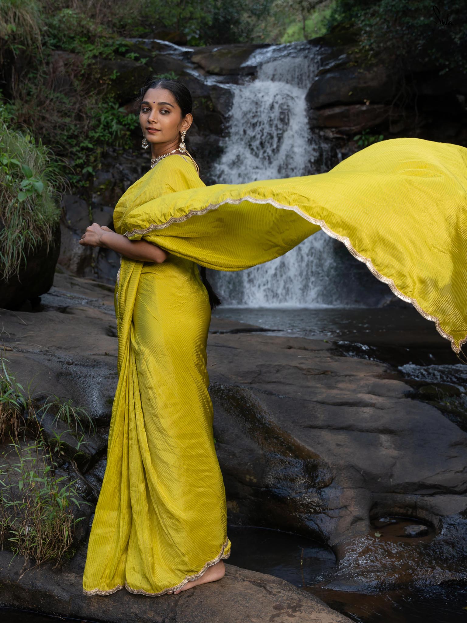 Fine Line Rekha