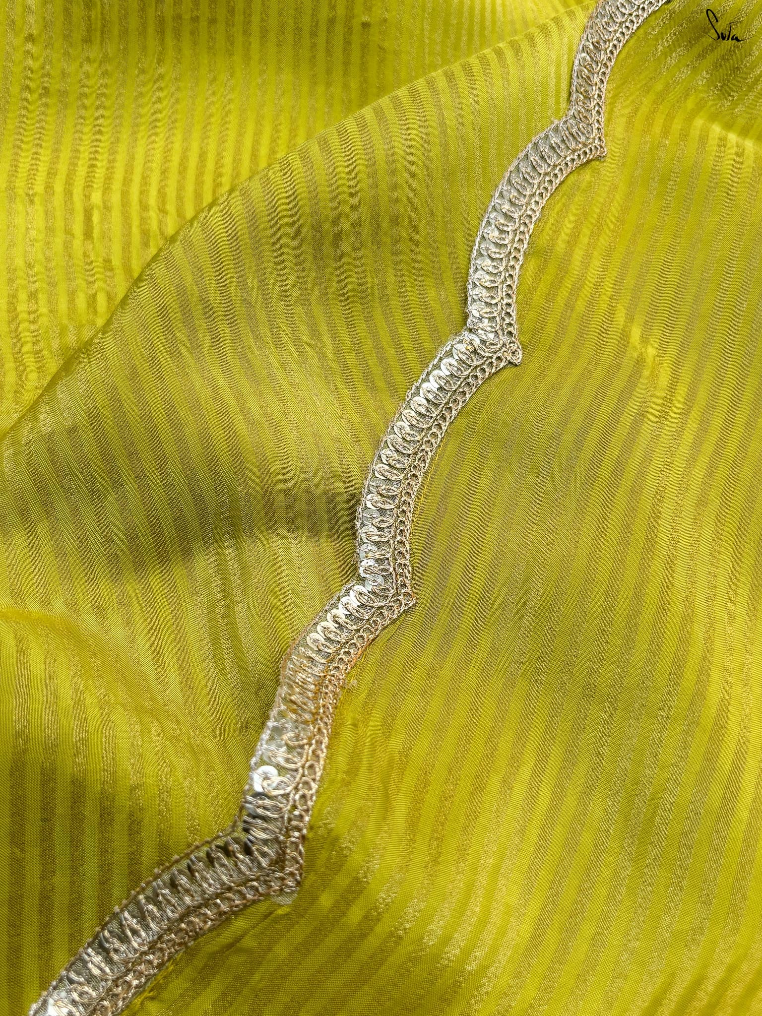 Fine Line Rekha