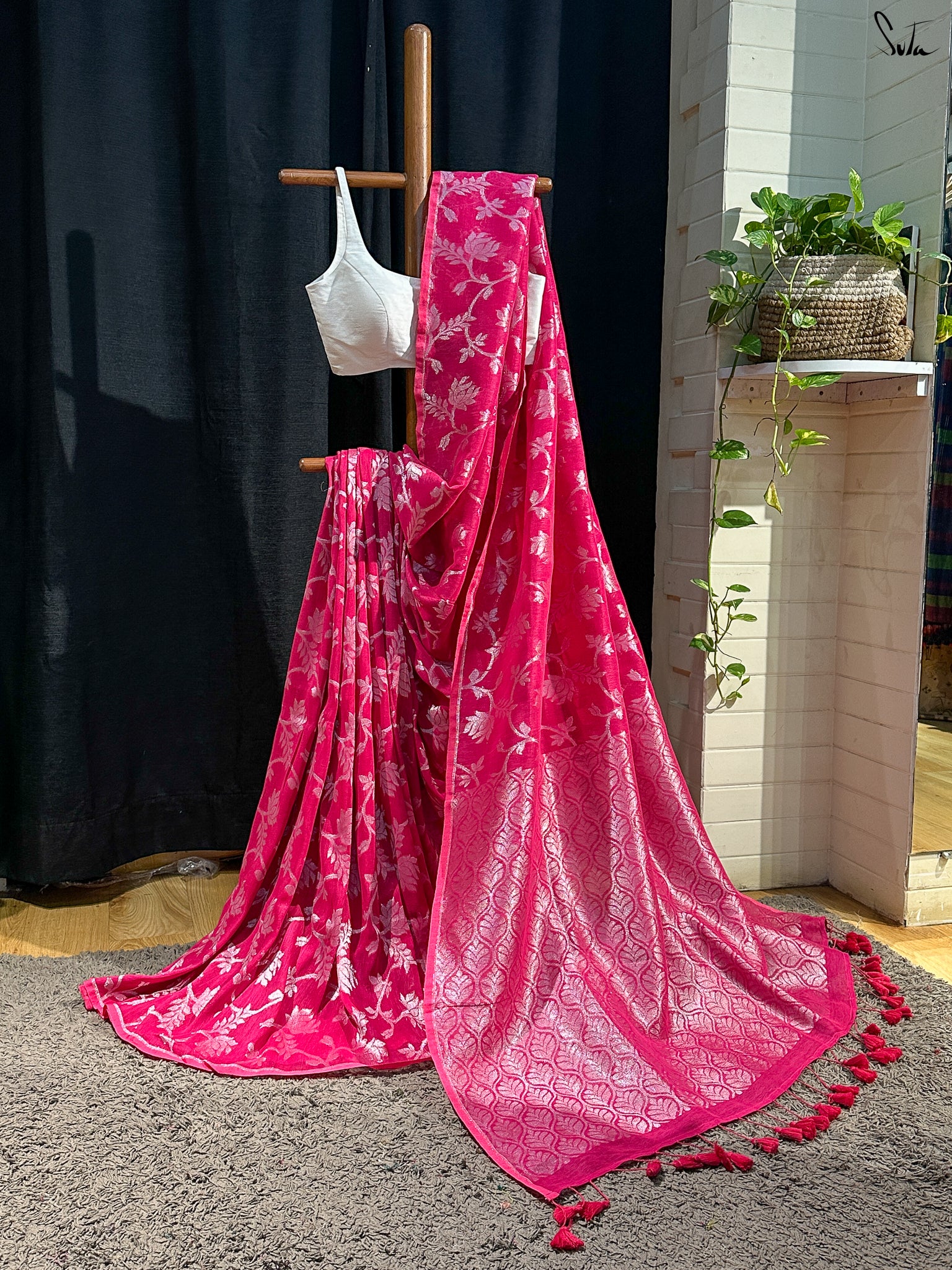 Fuchsia Flora