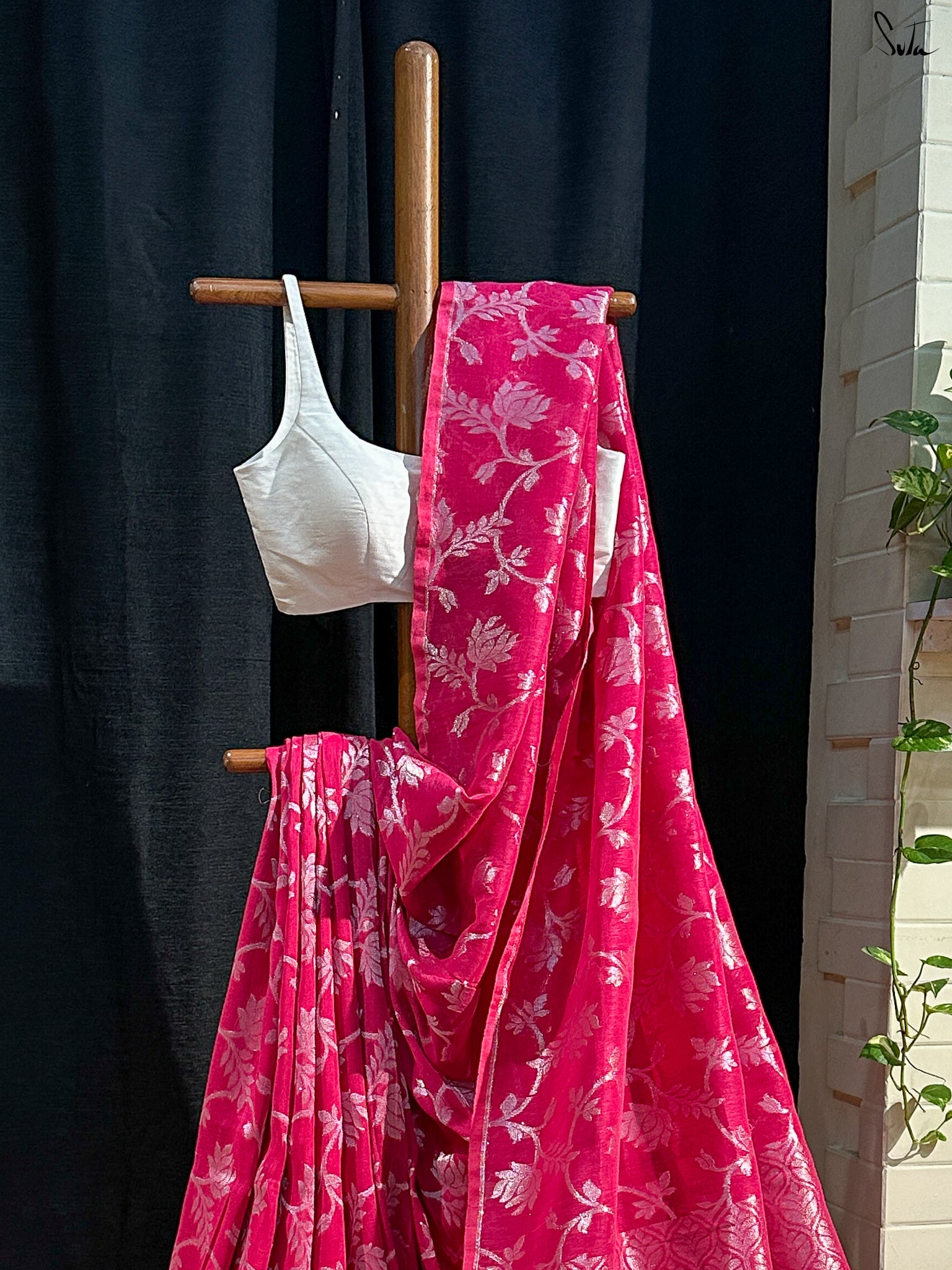 Fuchsia Flora