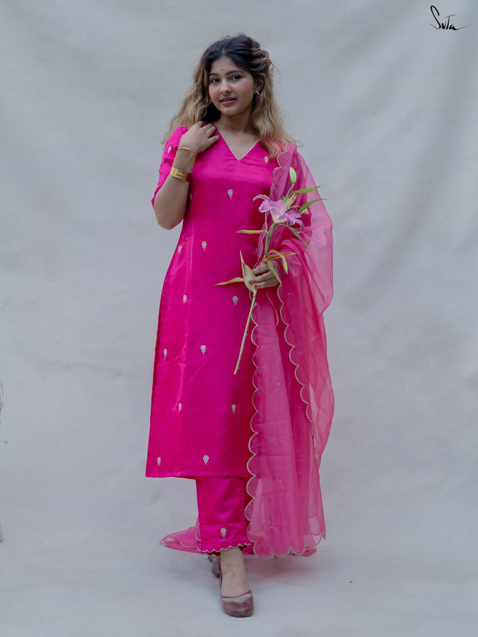Gulabi Beli