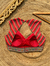 Gulabi Ghoomar