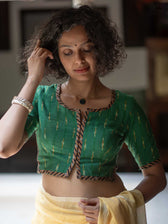 Hari Mirch