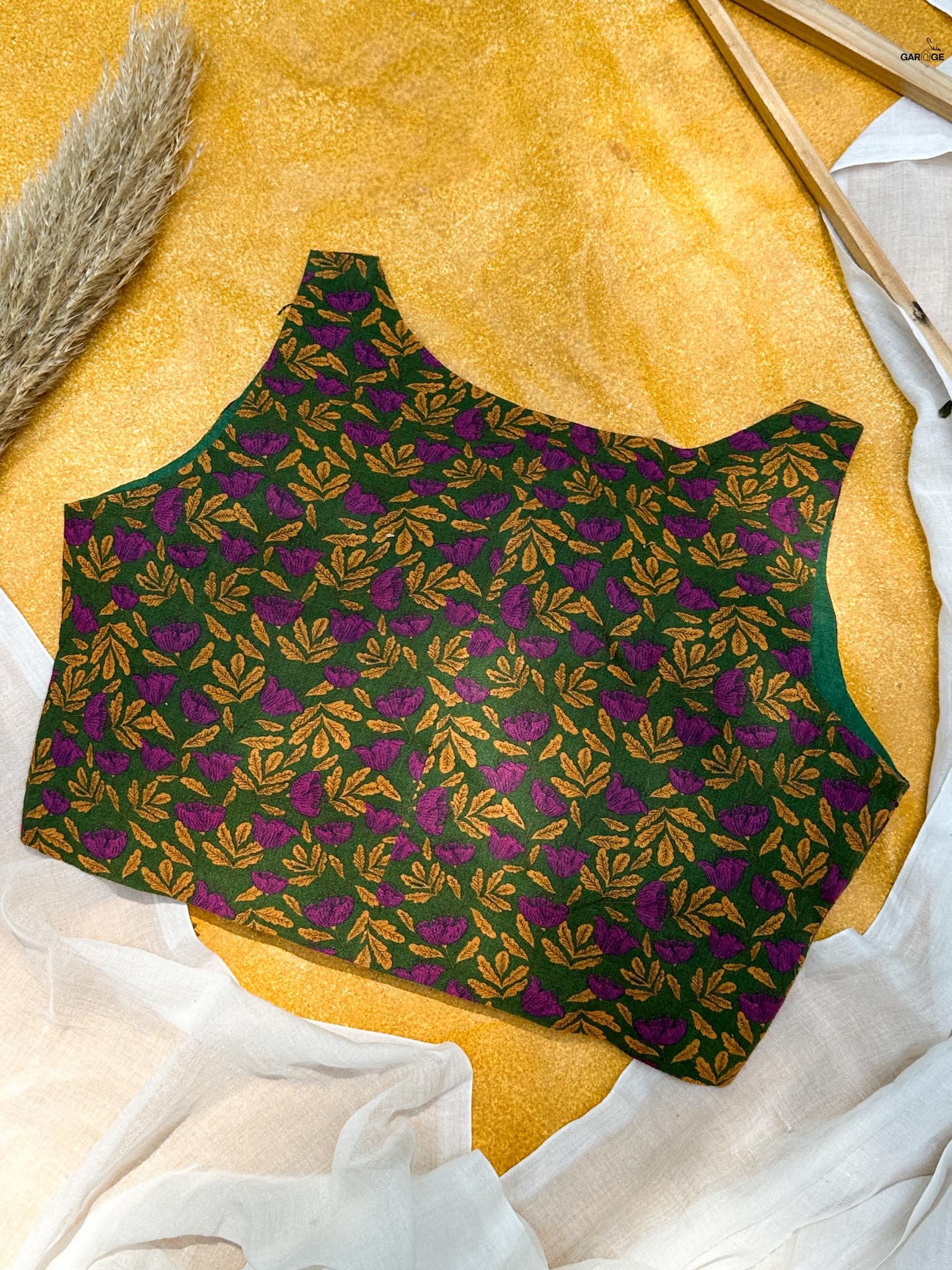 Where Gold Meets Night