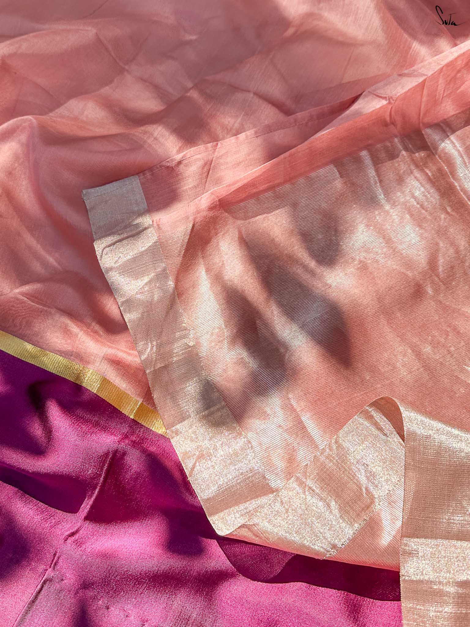 Rejuvenating Rukmini Peach Mashru Border Saree