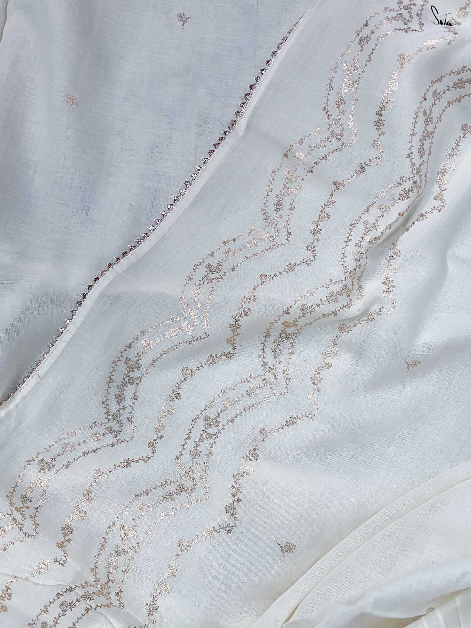 Gold foil floral scallop off white