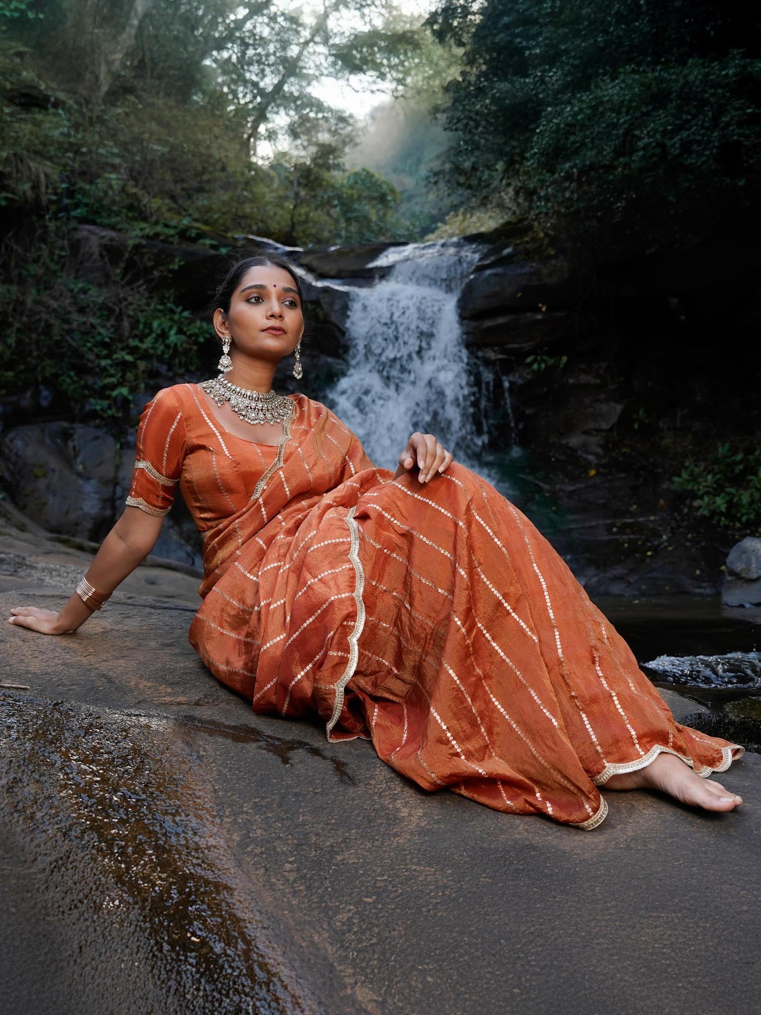 Inline Rekha