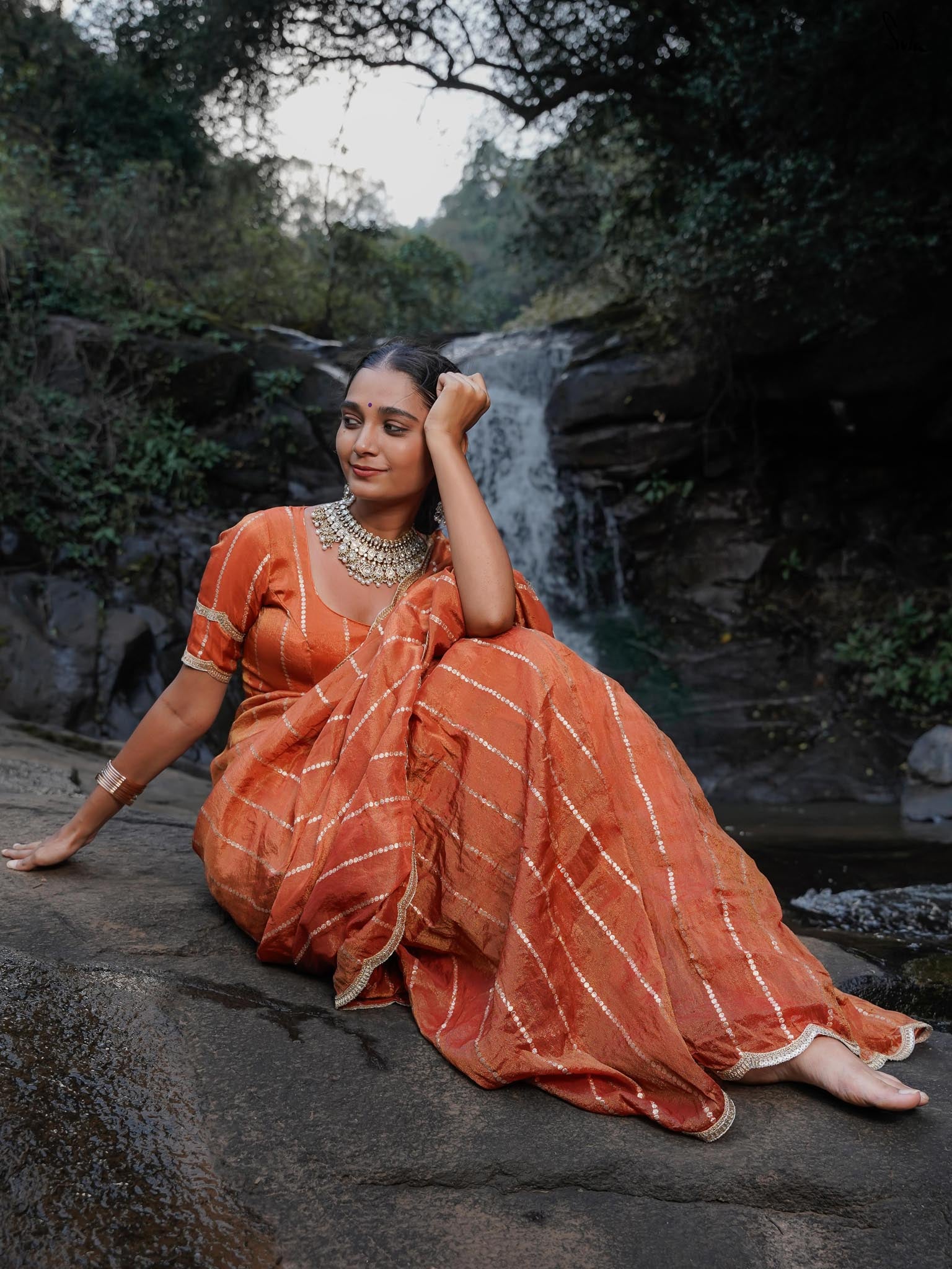 Inline Rekha