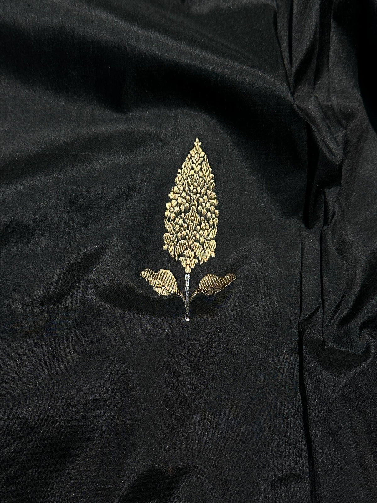 Kaali Kangan