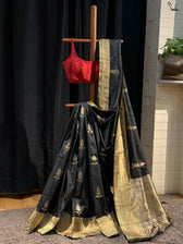 Kaali Kangan
