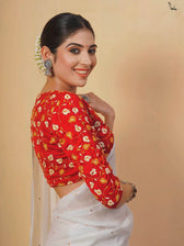 Chamakta Safed Chumki