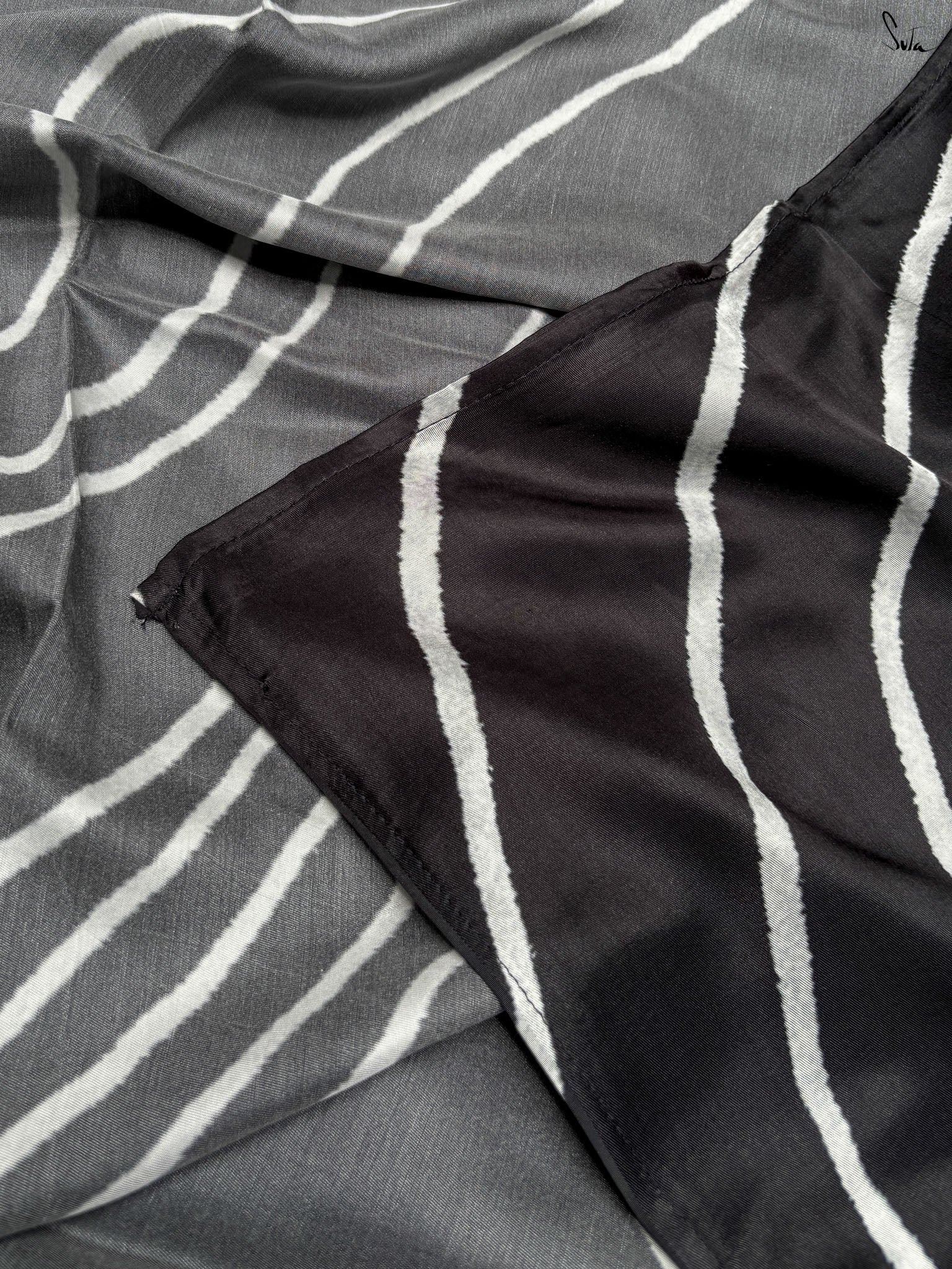 Lunar Lines