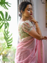 Mishti Shobuj Goyna
