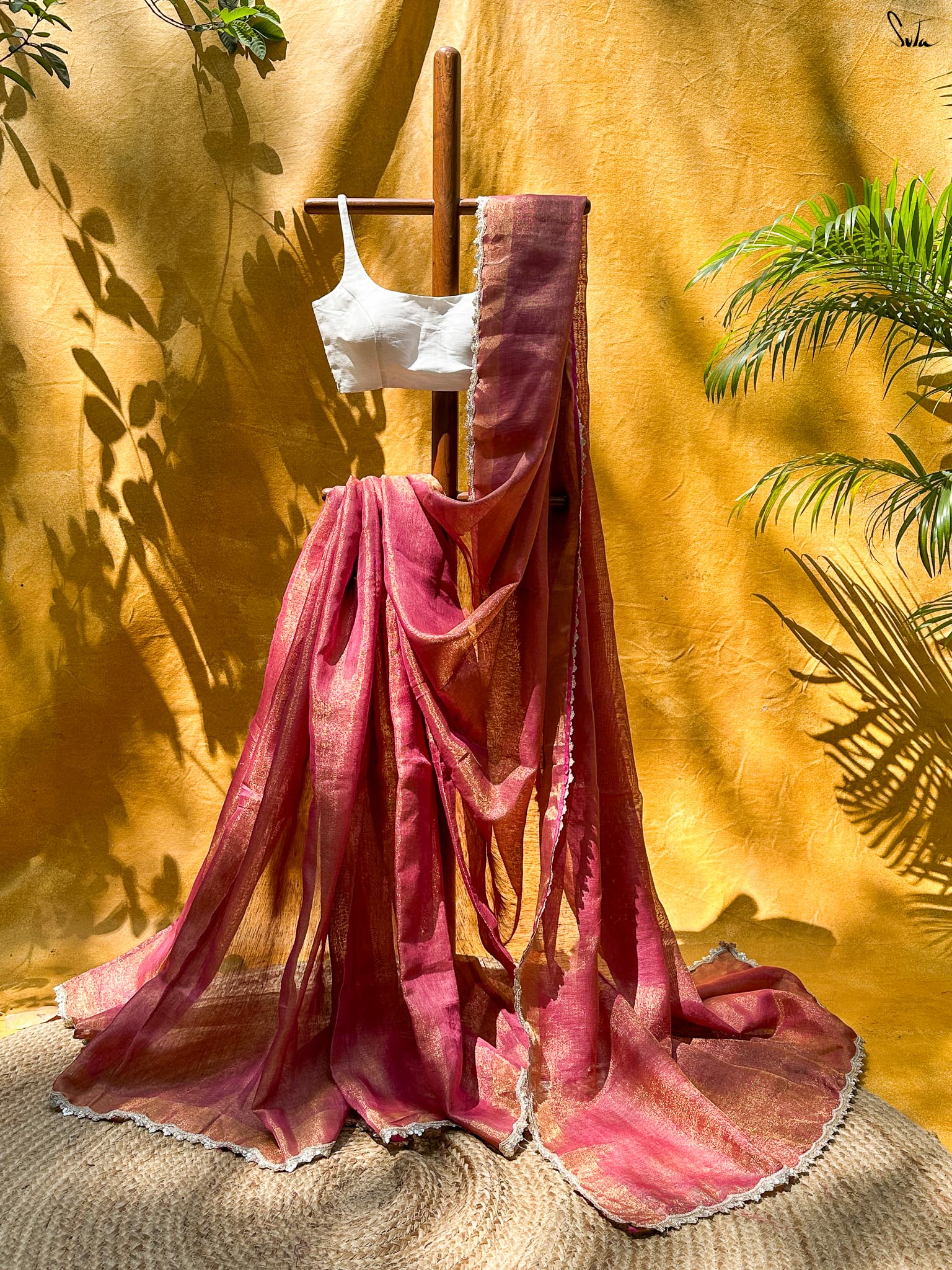 Maroon Sundari