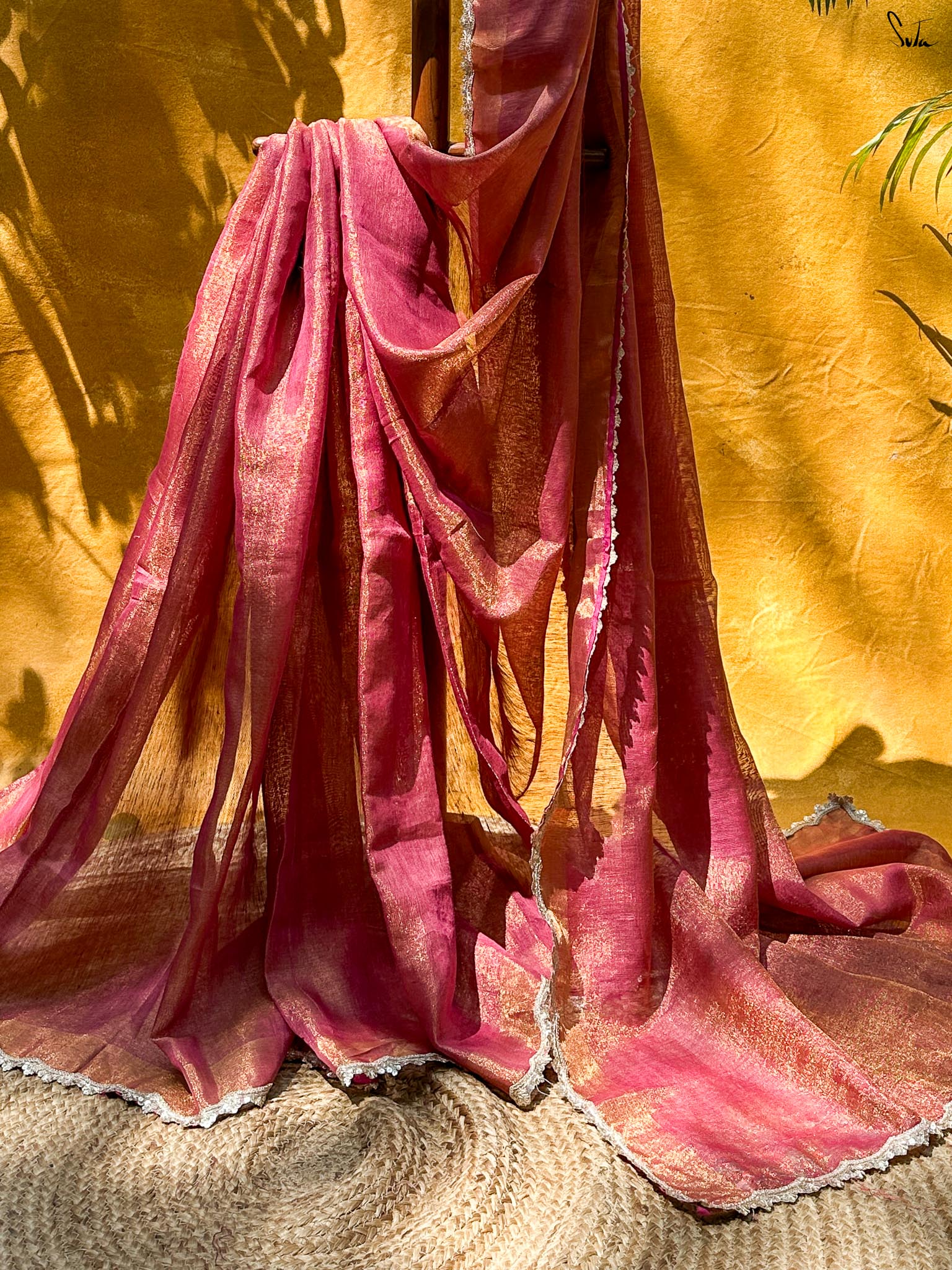Maroon Sundari