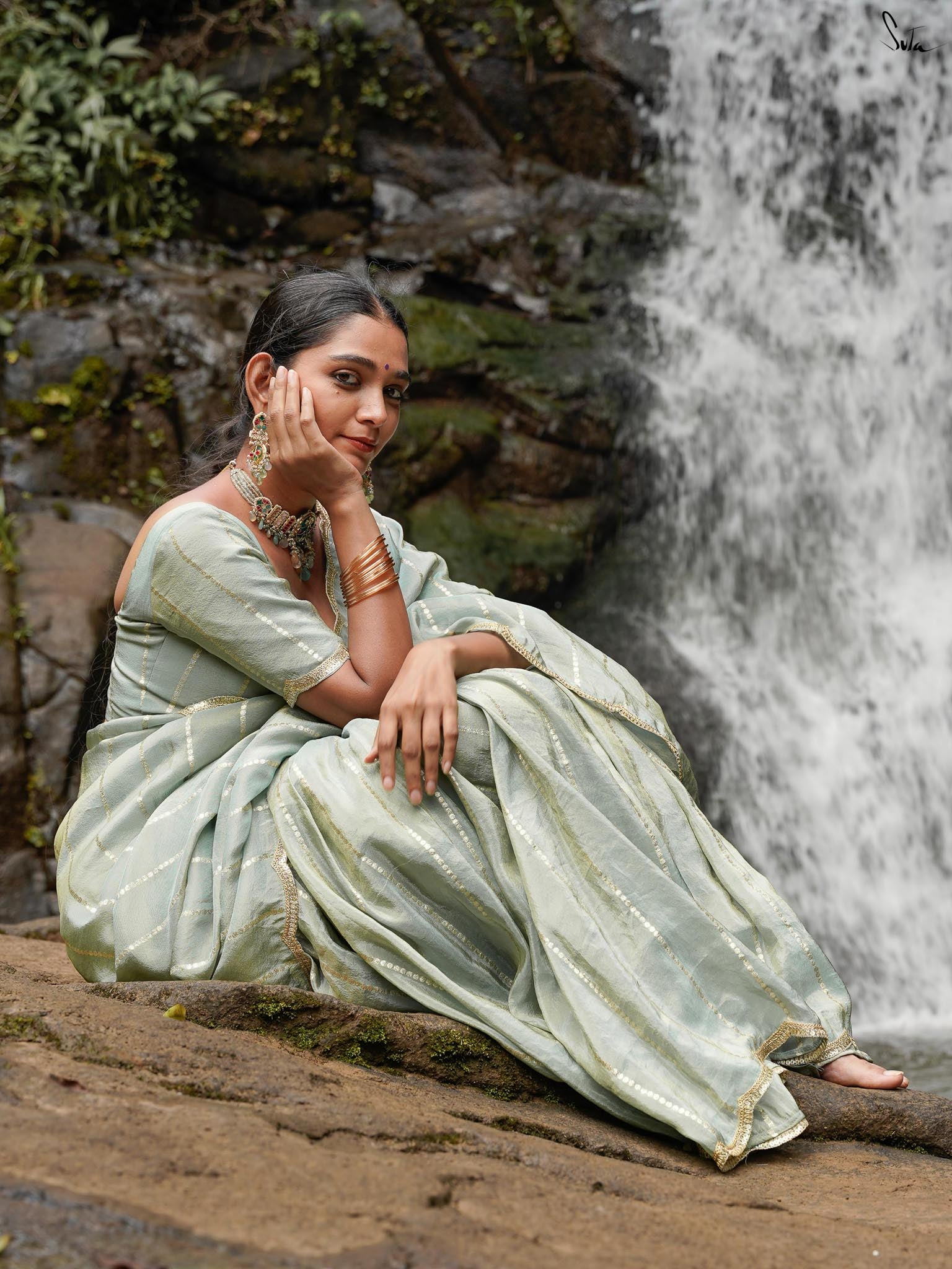 Offline Rekha